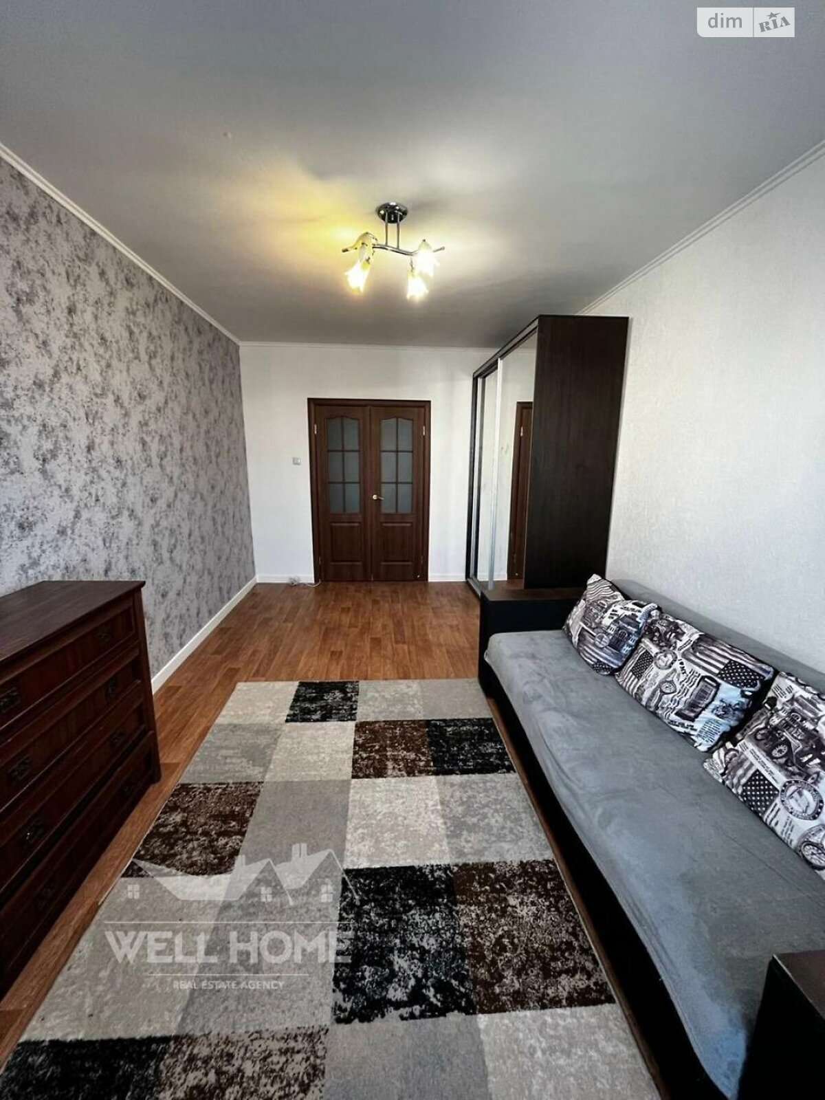 Продажа трехкомнатной квартиры в Киеве, на ул. Чавдар Елизаветы 28, район Осокорки фото 1 Продажа трехкомнатной квартиры в Киеве, на ул. Чавдар Елизаветы 28, район Осокорки фото 1