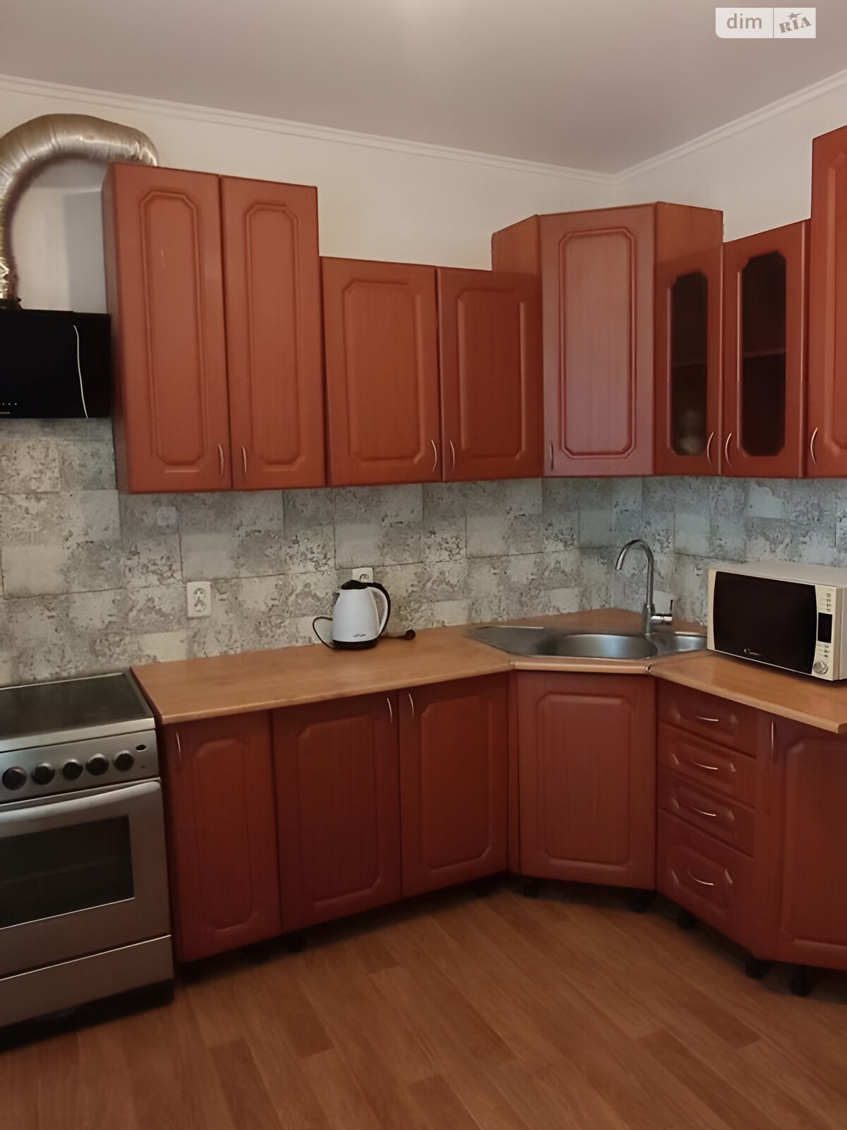 Продажа трехкомнатной квартиры в Киеве, на ул. Чавдар Елизаветы 28, район Осокорки фото 1 Продажа трехкомнатной квартиры в Киеве, на ул. Чавдар Елизаветы 28, район Осокорки фото 1