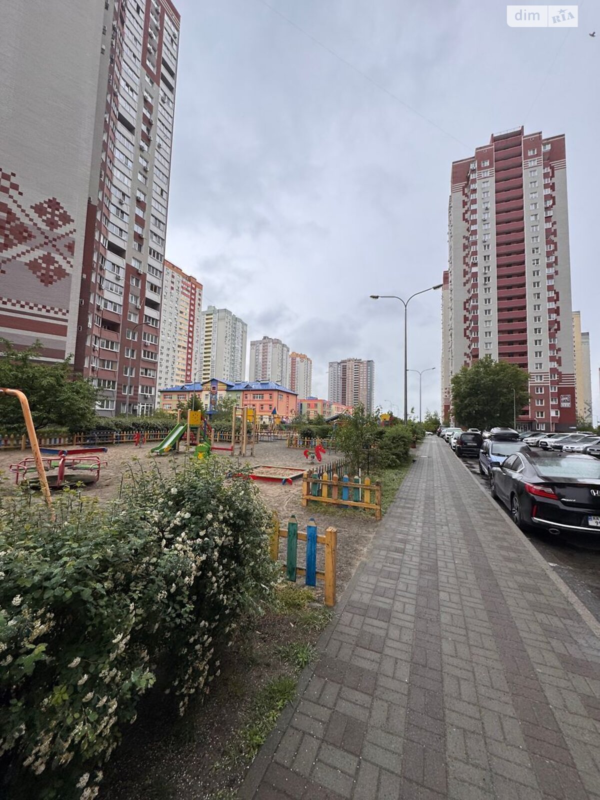 Продажа однокомнатной квартиры в Киеве, на ул. Чавдар Елизаветы 34, район Осокорки фото 1 Продажа однокомнатной квартиры в Киеве, на ул. Чавдар Елизаветы 34, район Осокорки фото 1