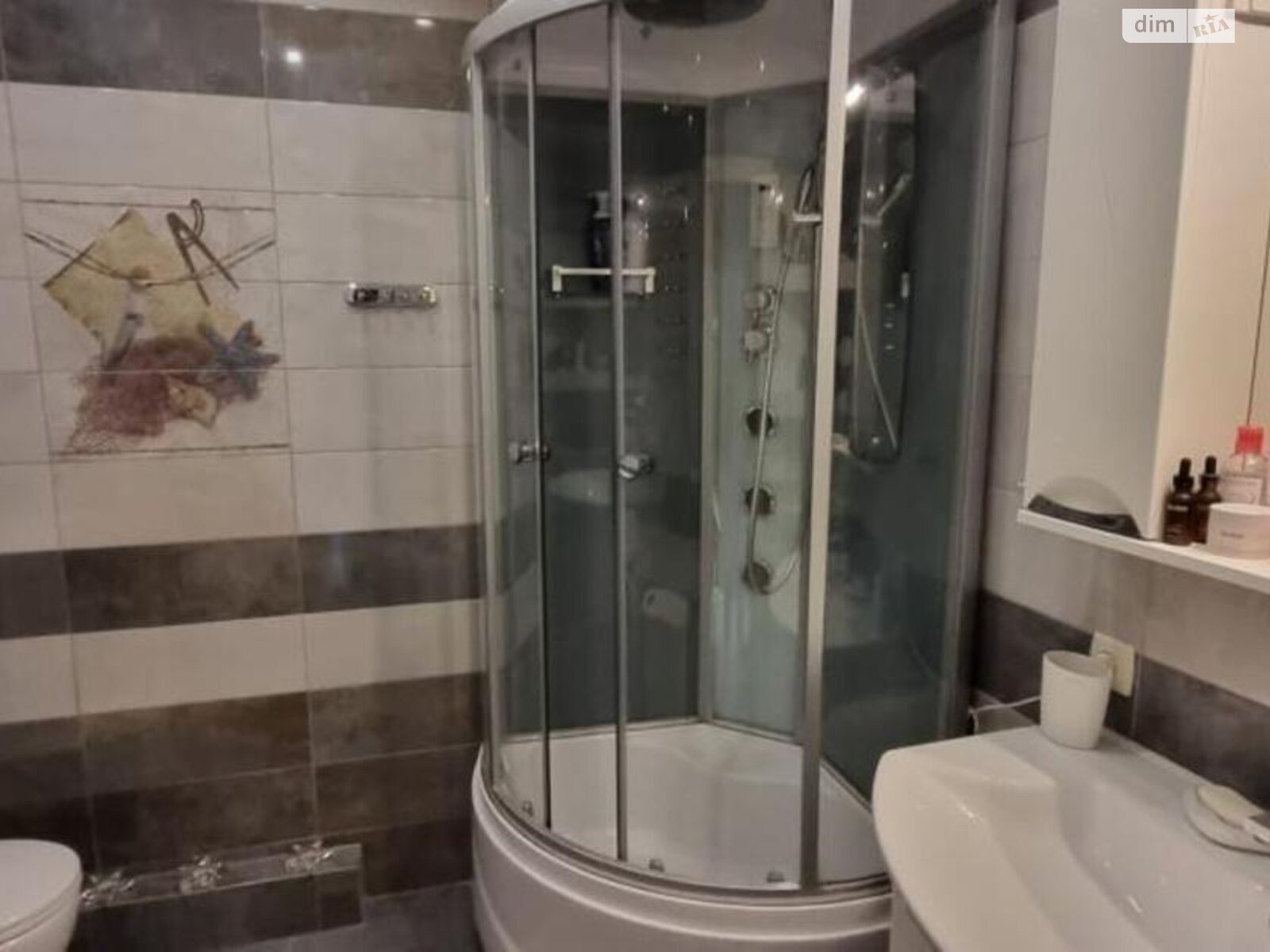 Продажа трехкомнатной квартиры в Киеве, на ул. Чавдар Елизаветы 14, район Осокорки фото 1 Продажа трехкомнатной квартиры в Киеве, на ул. Чавдар Елизаветы 14, район Осокорки фото 1
