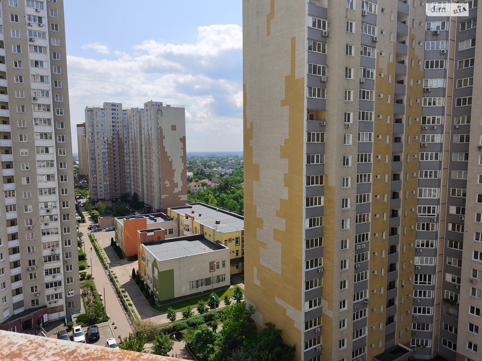 Продаж однокімнатної квартири в Києві, на вул. Чавдар Єлизавети 8, район Дарницький фото 1 Продаж однокімнатної квартири в Києві, на вул. Чавдар Єлизавети 8, район Дарницький фото 1