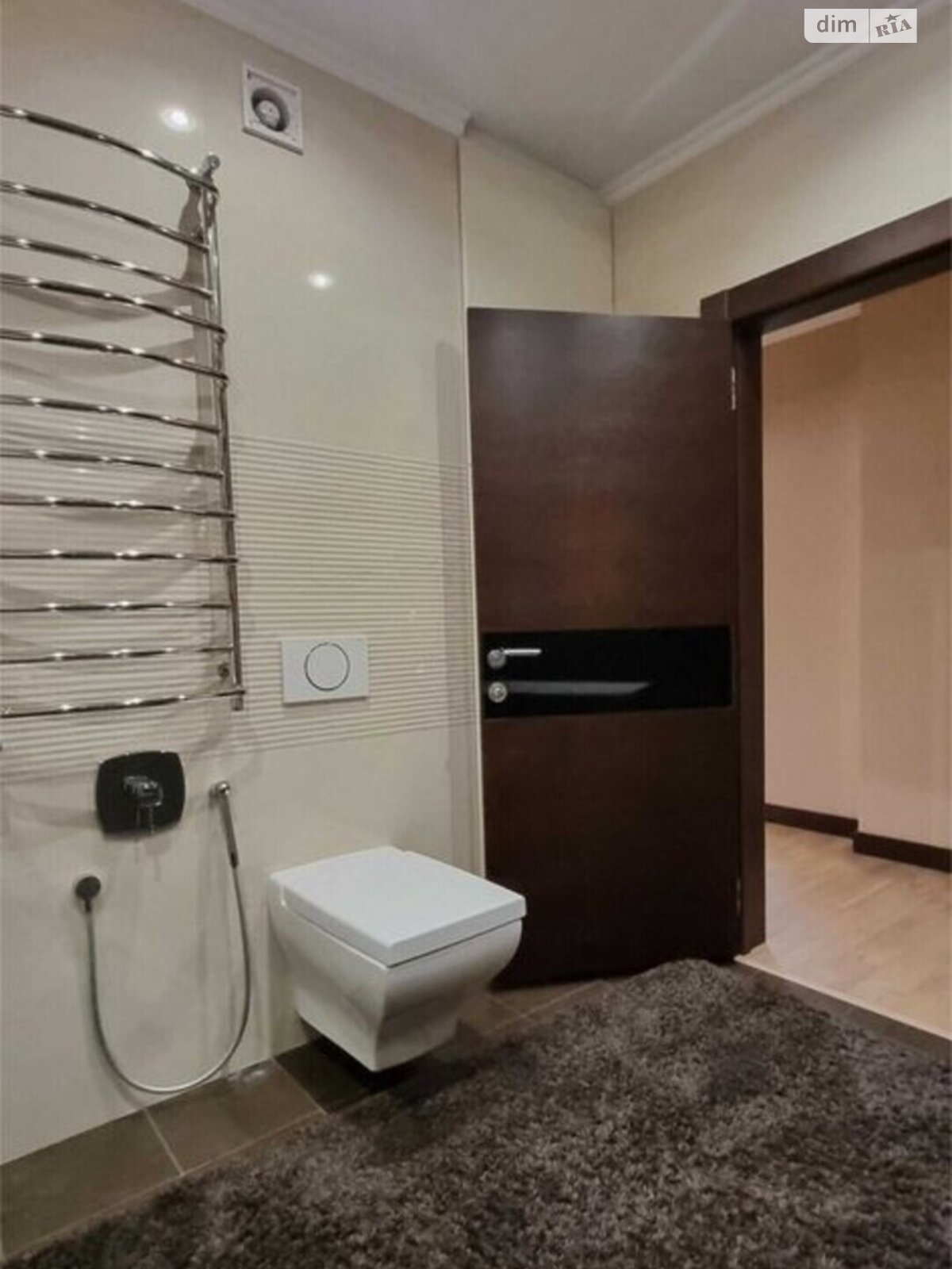 Продажа трехкомнатной квартиры в Киеве, на ул. Чавдар Елизаветы 2, район Осокорки фото 1