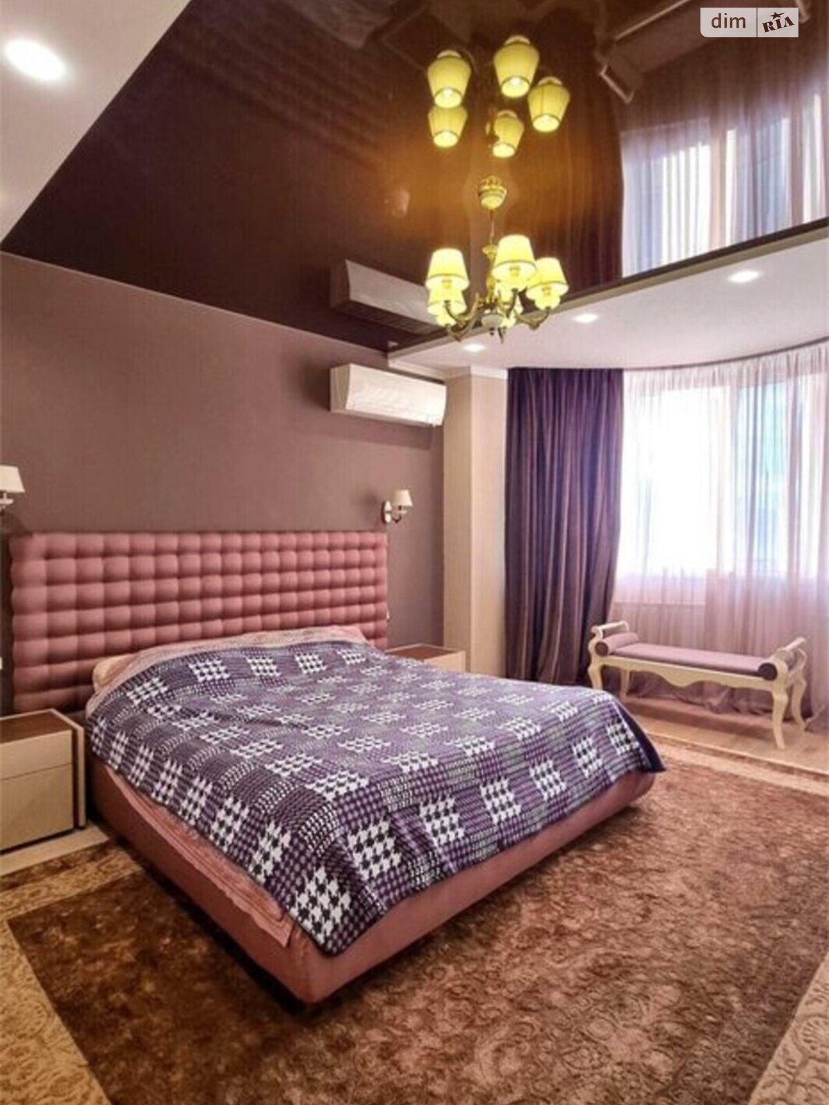 Продажа трехкомнатной квартиры в Киеве, на ул. Чавдар Елизаветы 2, район Осокорки фото 1