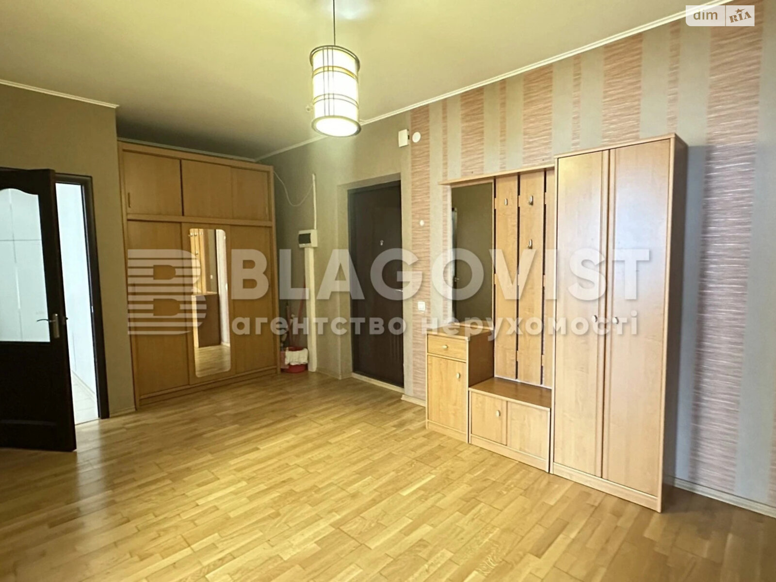 Продажа двухкомнатной квартиры в Киеве, на наб. Днепровская 26Б, район Осокорки фото 1 Продажа двухкомнатной квартиры в Киеве, на наб. Днепровская 26Б, район Осокорки фото 1