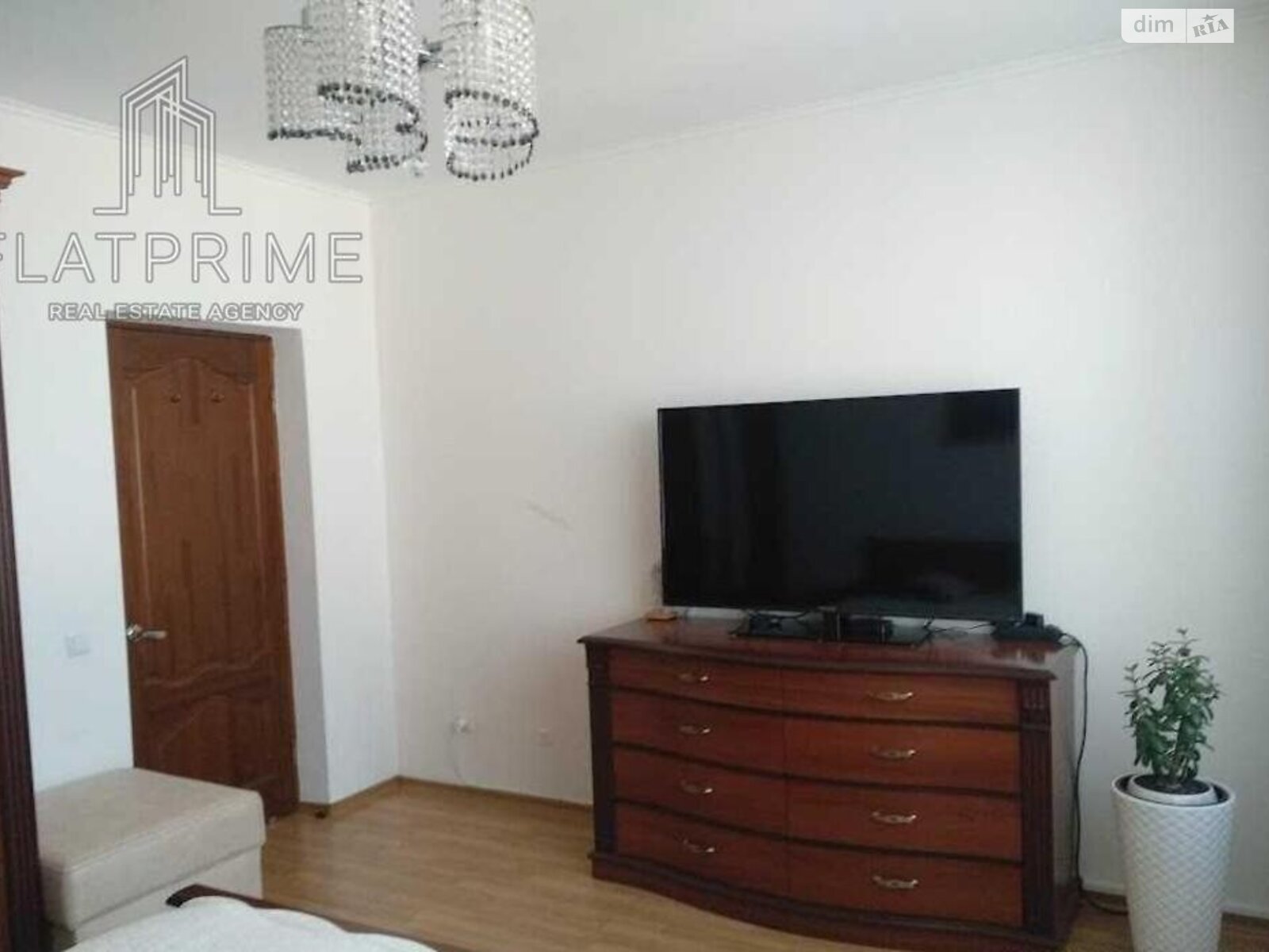 Продаж двокімнатної квартири в Києві, на вул. Гришка Михайла 9, район Осокорки фото 1 Продаж двокімнатної квартири в Києві, на вул. Гришка Михайла 9, район Осокорки фото 1