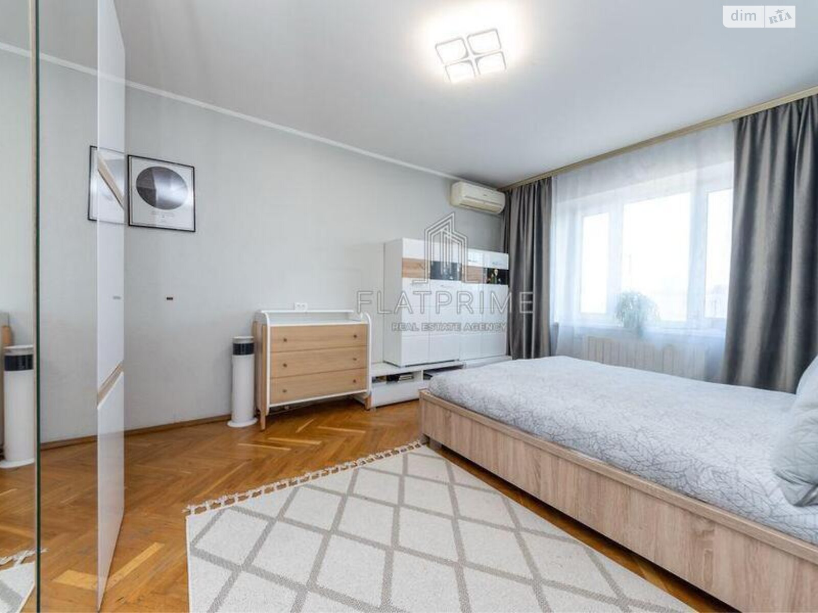 Продажа двухкомнатной квартиры в Киеве, на ул. Лариси Руденко 13, район Осокорки фото 1 Продажа двухкомнатной квартиры в Киеве, на ул. Лариси Руденко 13, район Осокорки фото 1