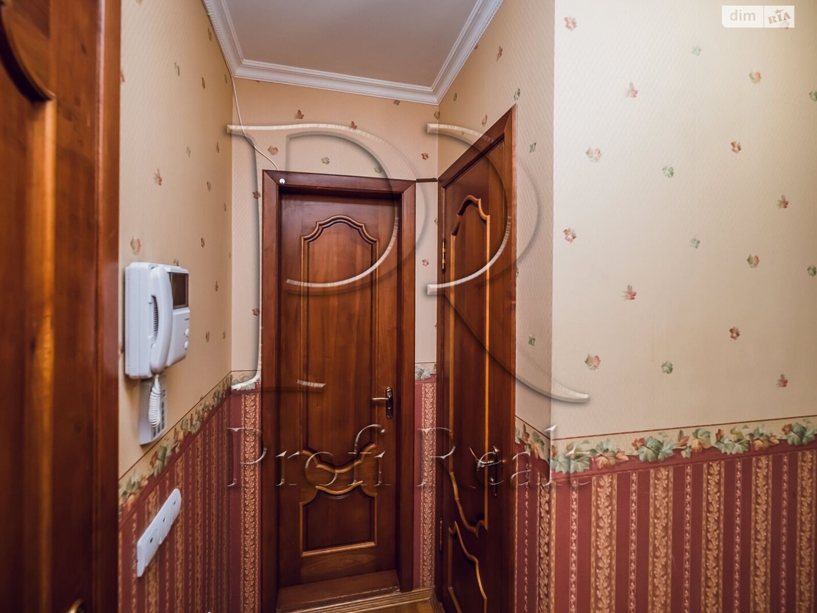 Продажа трехкомнатной квартиры в Киеве, на просп. Николая Бажана 30, район Осокорки фото 1 Продажа трехкомнатной квартиры в Киеве, на просп. Николая Бажана 30, район Осокорки фото 1