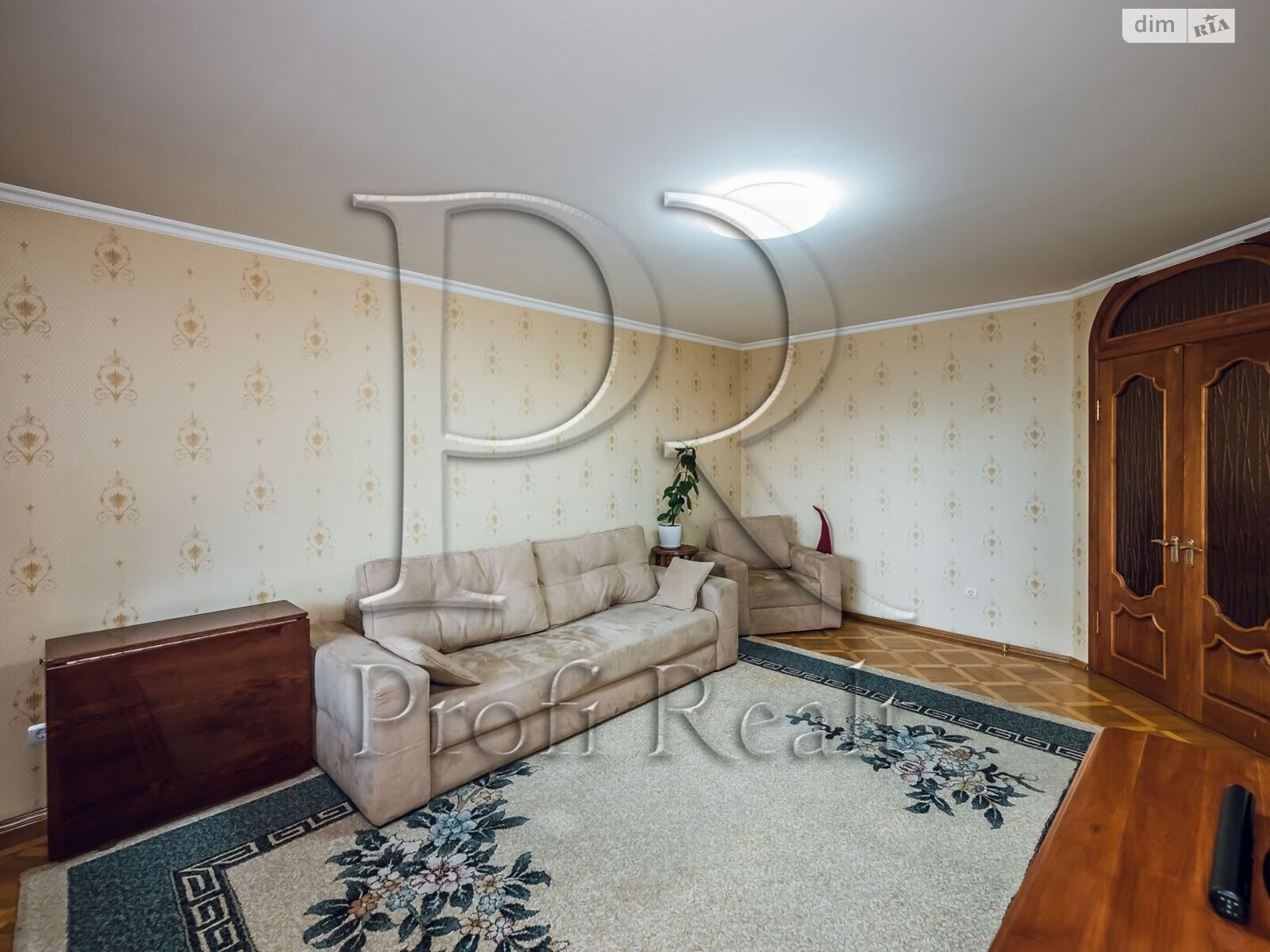 Продажа трехкомнатной квартиры в Киеве, на просп. Николая Бажана 30, район Осокорки фото 1 Продажа трехкомнатной квартиры в Киеве, на просп. Николая Бажана 30, район Осокорки фото 1