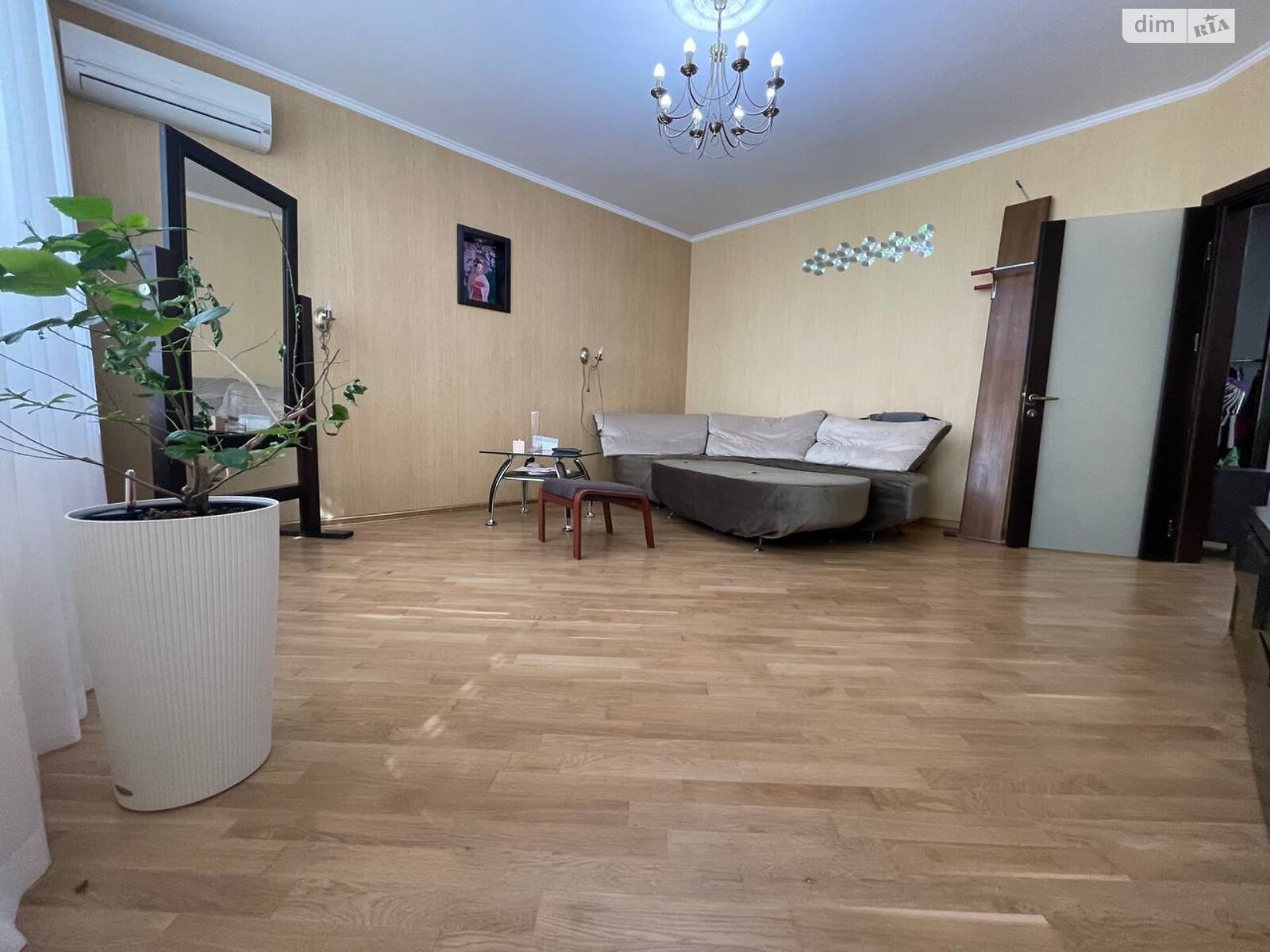 Продаж двокімнатної квартири в Києві, на просп. Миколи Бажана 14, кв. 403, район Осокорки фото 1 Продаж двокімнатної квартири в Києві, на просп. Миколи Бажана 14, кв. 403, район Осокорки фото 1