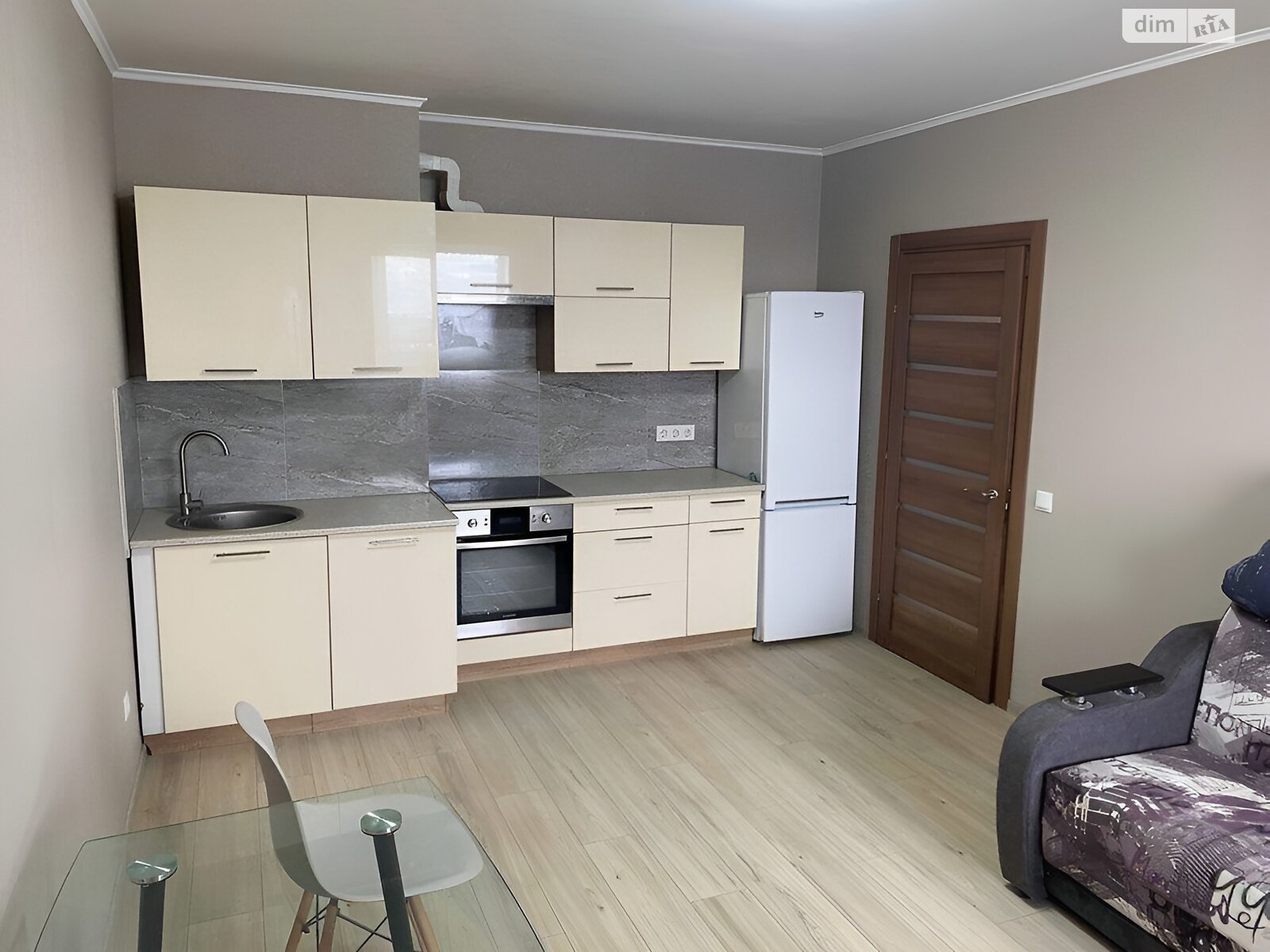 Продаж однокімнатної квартири в Києві, на вул. Ревуцького 54, район Осокорки фото 1 Продаж однокімнатної квартири в Києві, на вул. Ревуцького 54, район Осокорки фото 1