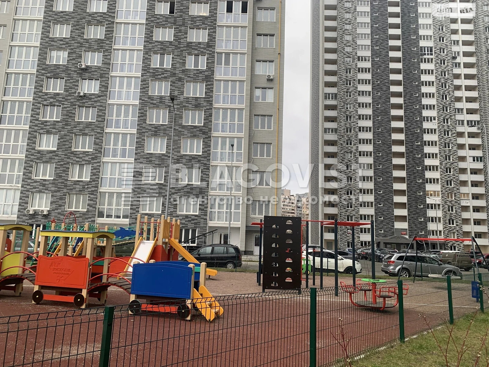 Продаж двокімнатної квартири в Києві, на вул. Ревуцького 54, район Осокорки фото 1 Продаж двокімнатної квартири в Києві, на вул. Ревуцького 54, район Осокорки фото 1