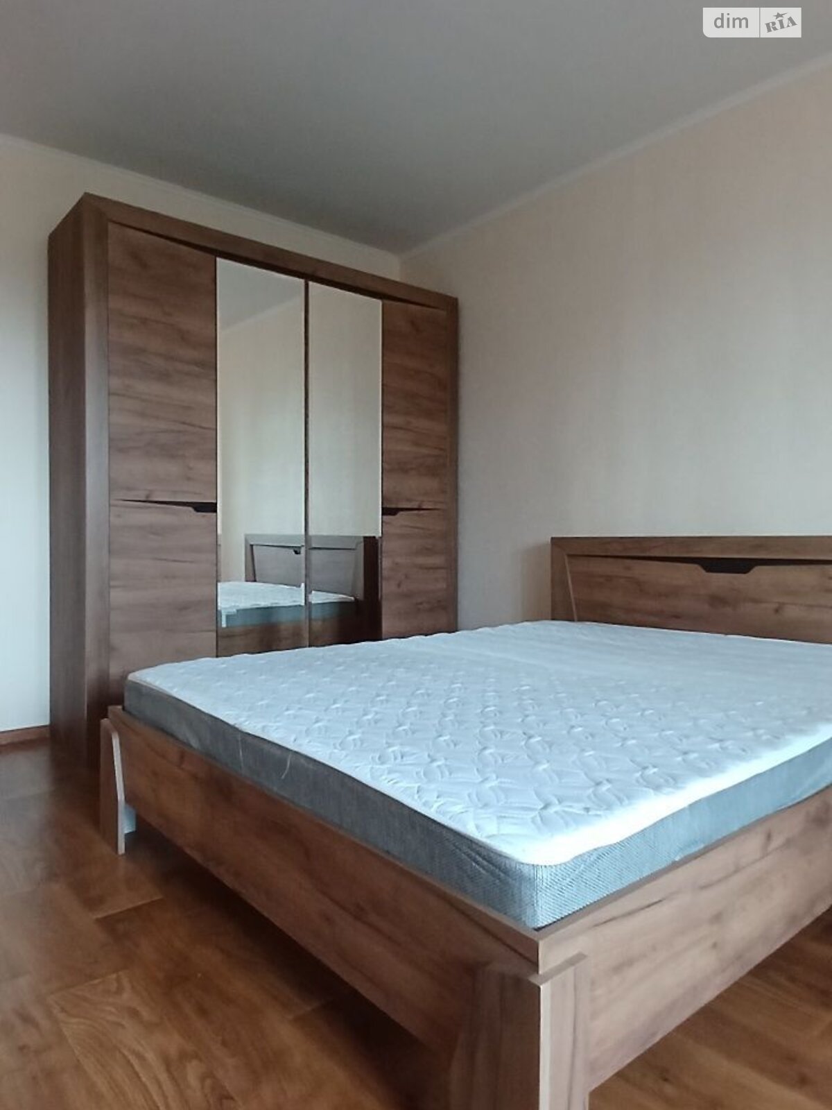 Продаж двокімнатної квартири в Києві, на вул. Ревуцького 54, район Осокорки фото 1 Продаж двокімнатної квартири в Києві, на вул. Ревуцького 54, район Осокорки фото 1