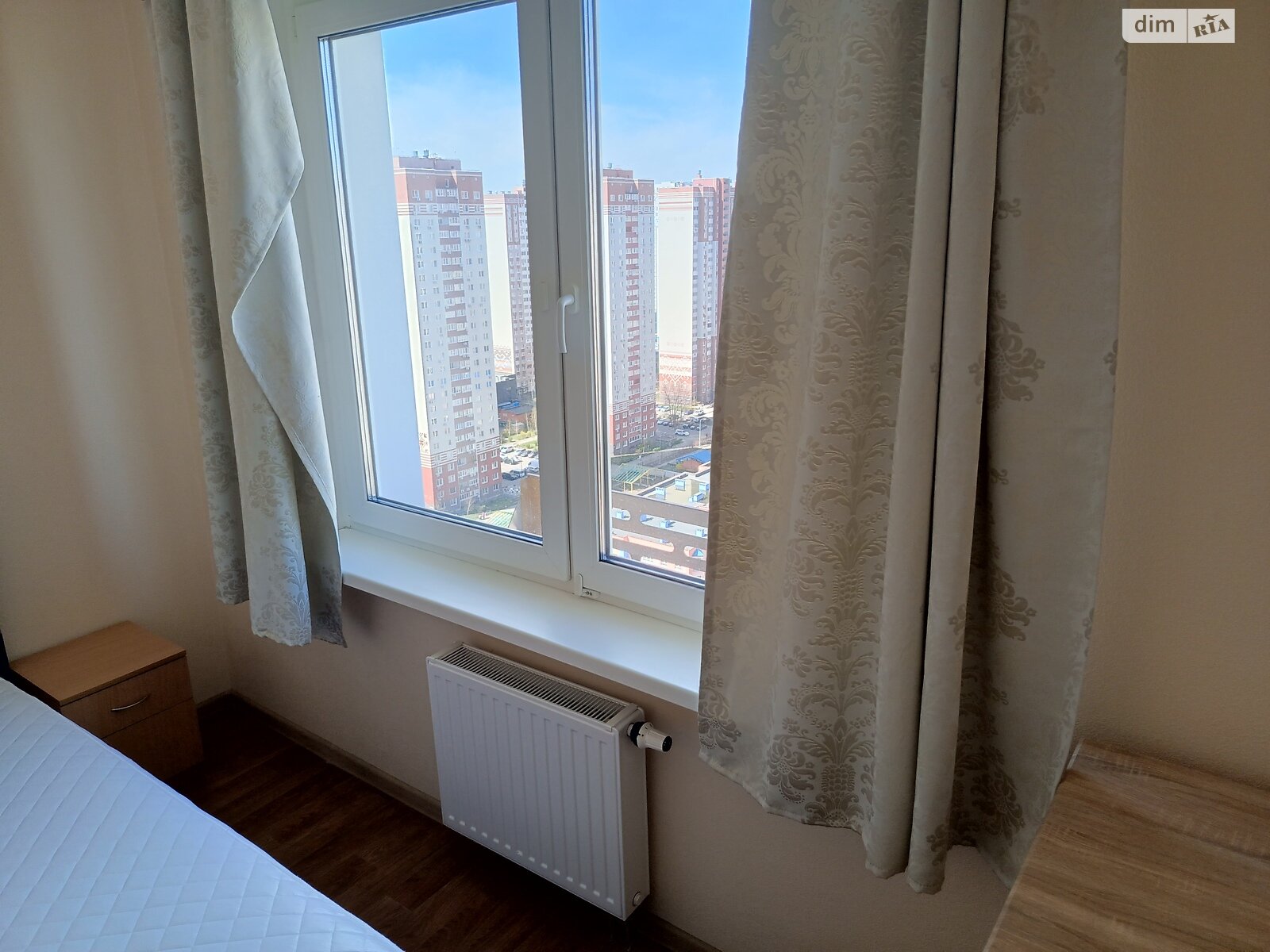 Продажа трехкомнатной квартиры в Киеве, на ул. Софии Русовой, район Осокорки фото 1