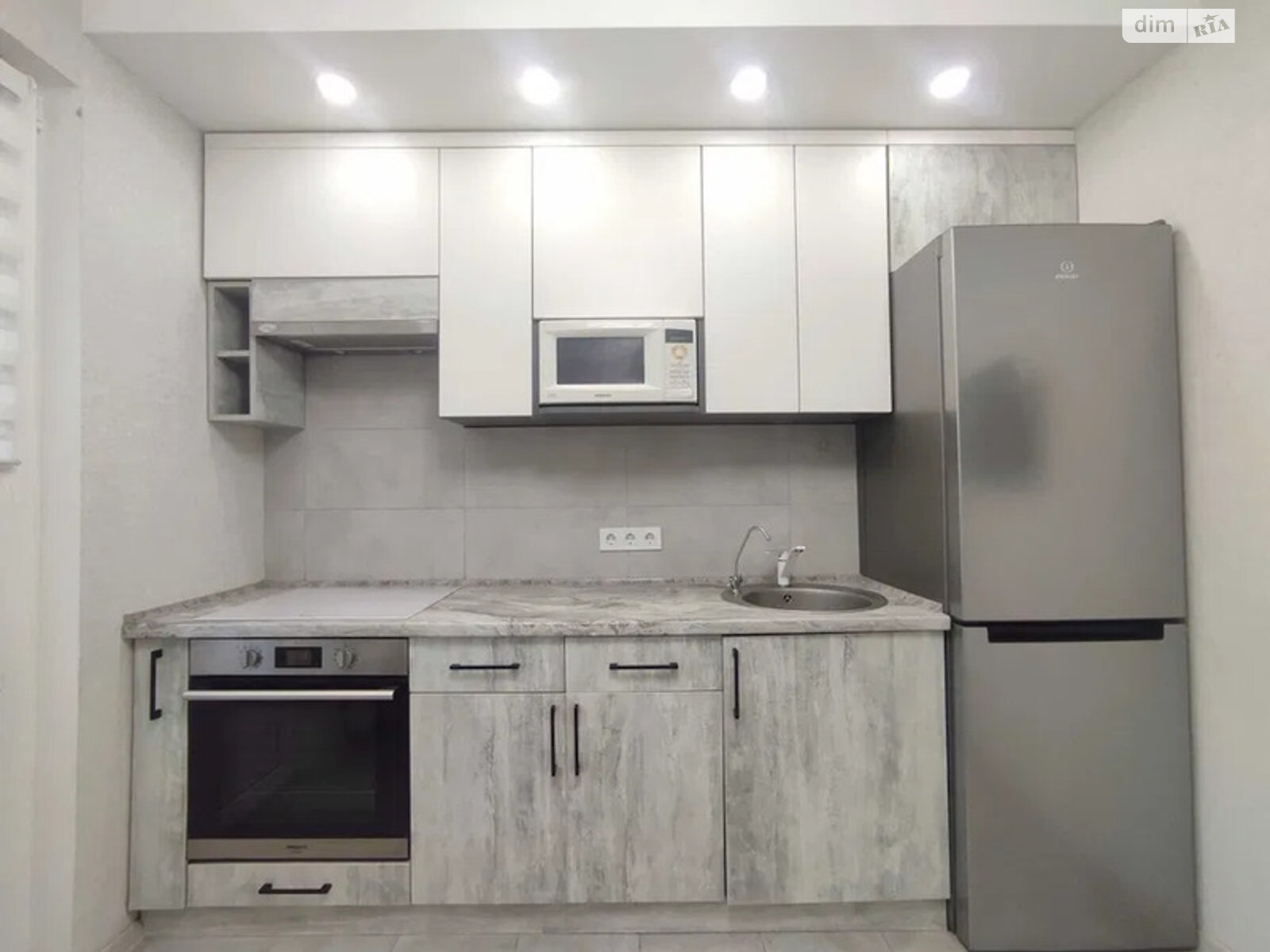 Продаж однокімнатної квартири в Києві, на вул. Софії Русової 5Б, район Осокорки фото 1