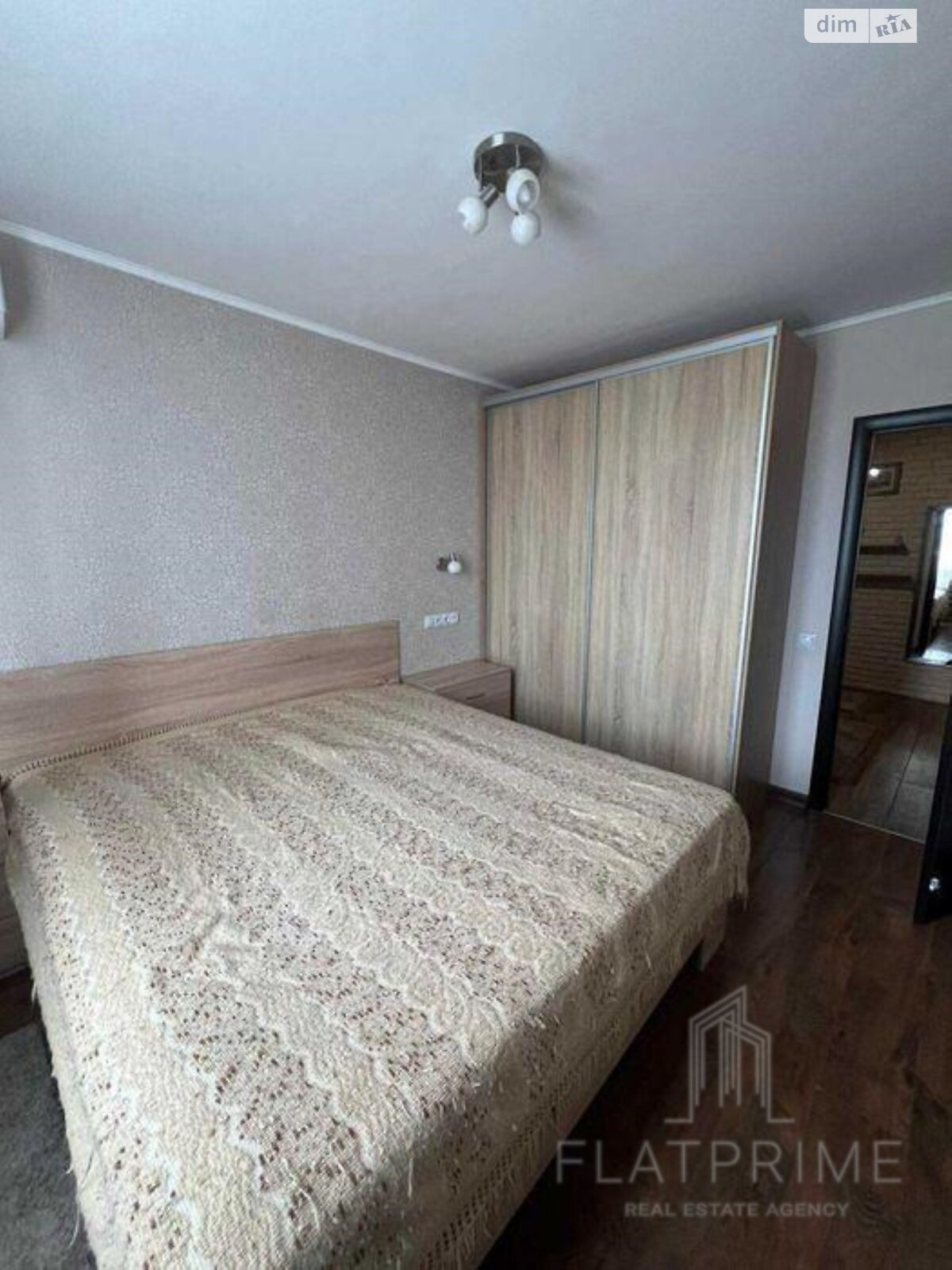 Продаж однокімнатної квартири в Києві, на вул. Соломії Крушельницької 15В, район Осокорки фото 1 Продаж однокімнатної квартири в Києві, на вул. Соломії Крушельницької 15В, район Осокорки фото 1