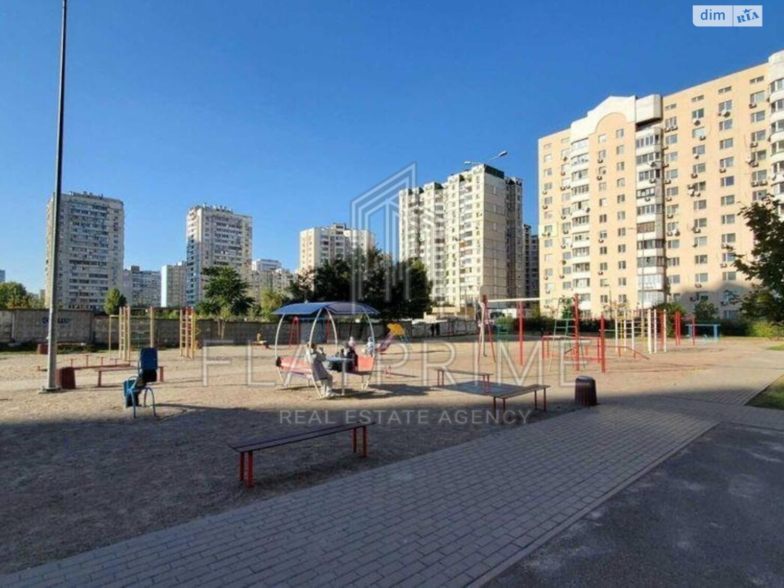 Продаж однокімнатної квартири в Києві, на вул. Соломії Крушельницької 13, район Осокорки фото 1 Продаж однокімнатної квартири в Києві, на вул. Соломії Крушельницької 13, район Осокорки фото 1