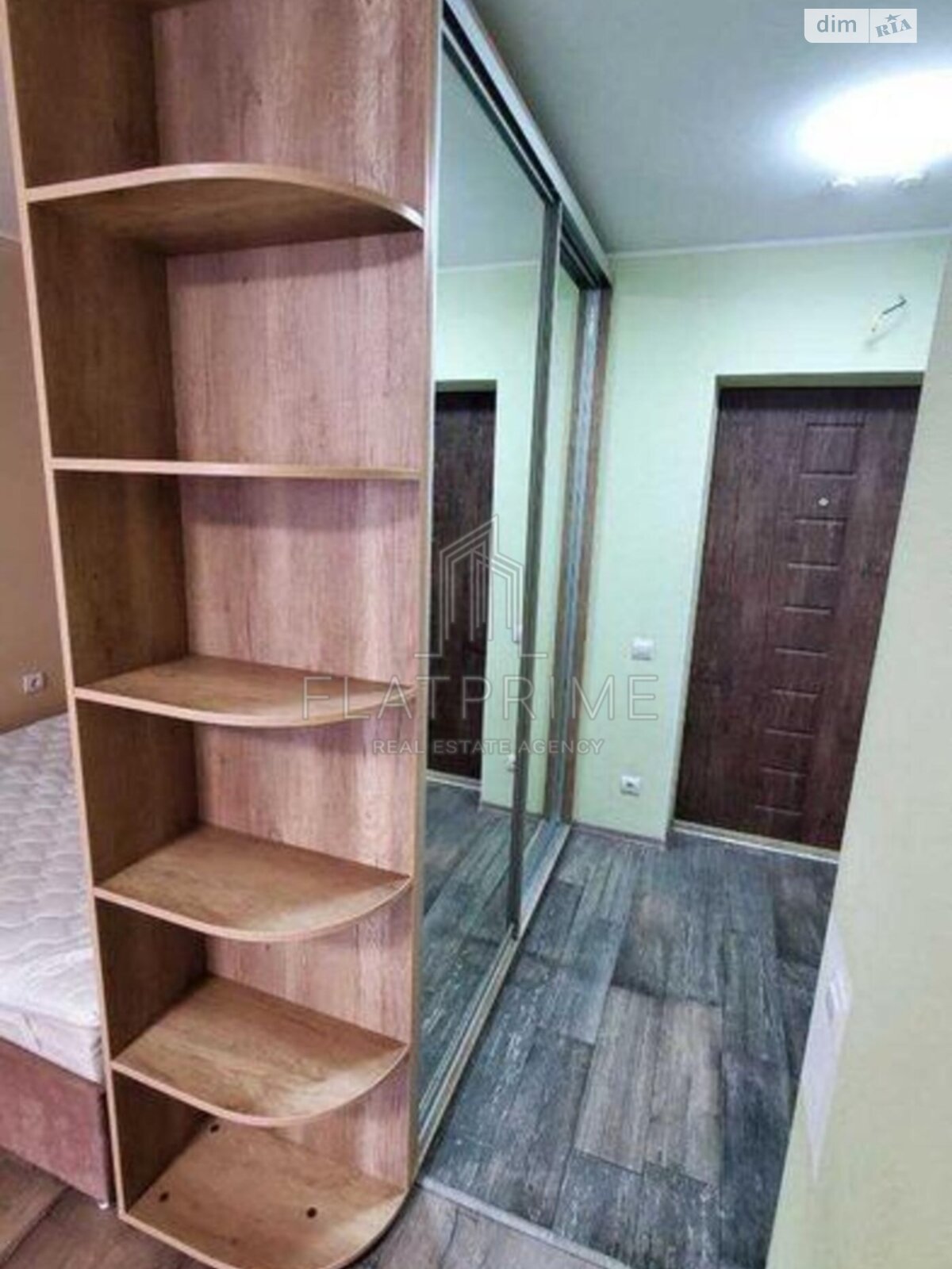 Продаж однокімнатної квартири в Києві, на вул. Соломії Крушельницької 13, район Осокорки фото 1 Продаж однокімнатної квартири в Києві, на вул. Соломії Крушельницької 13, район Осокорки фото 1