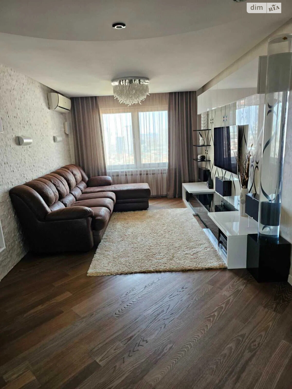 Продаж трикімнатної квартири в Києві, на вул. Ващенка Григорія 5, район Осокорки фото 1 Продаж трикімнатної квартири в Києві, на вул. Ващенка Григорія 5, район Осокорки фото 1