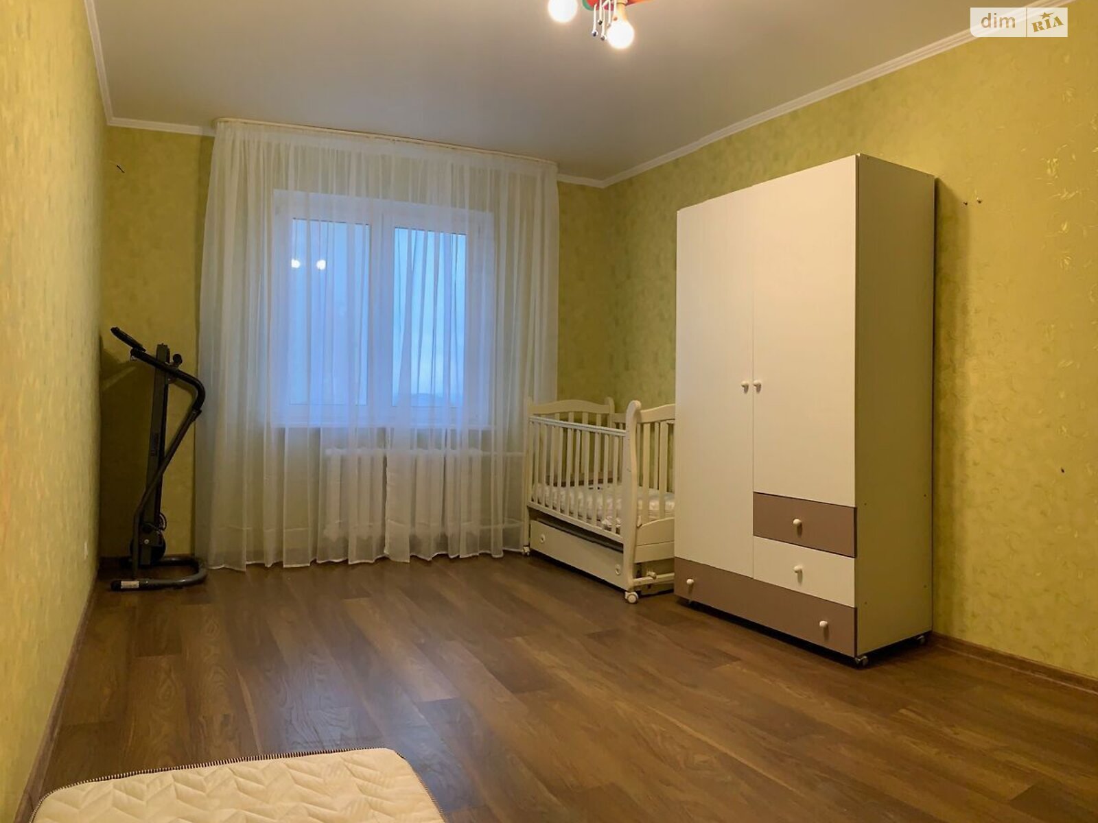 Продаж трикімнатної квартири в Києві, на вул. Ващенка Григорія 1, район Осокорки фото 1 Продаж трикімнатної квартири в Києві, на вул. Ващенка Григорія 1, район Осокорки фото 1
