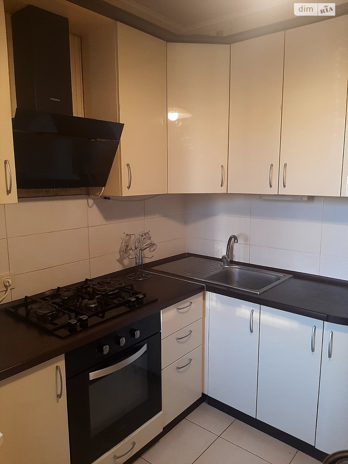 Продаж однокімнатної квартири в Києві, на вул. Вишняківська 12, район Осокорки фото 1 Продаж однокімнатної квартири в Києві, на вул. Вишняківська 12, район Осокорки фото 1