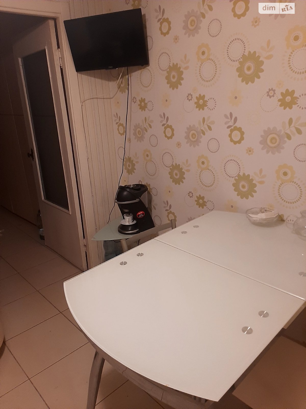 Продаж однокімнатної квартири в Києві, на вул. Вишняківська 12, район Осокорки фото 1 Продаж однокімнатної квартири в Києві, на вул. Вишняківська 12, район Осокорки фото 1