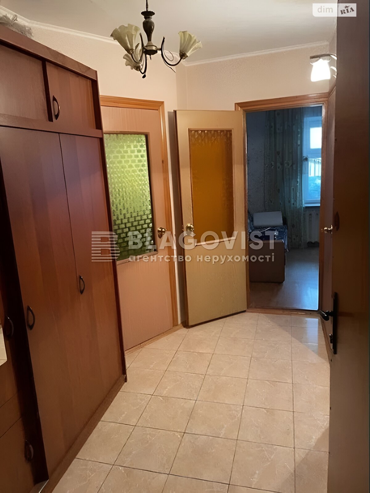 Продажа однокомнатной квартиры в Киеве, на ул. Вишняковская 5Б, район Осокорки фото 1 Продажа однокомнатной квартиры в Киеве, на ул. Вишняковская 5Б, район Осокорки фото 1
