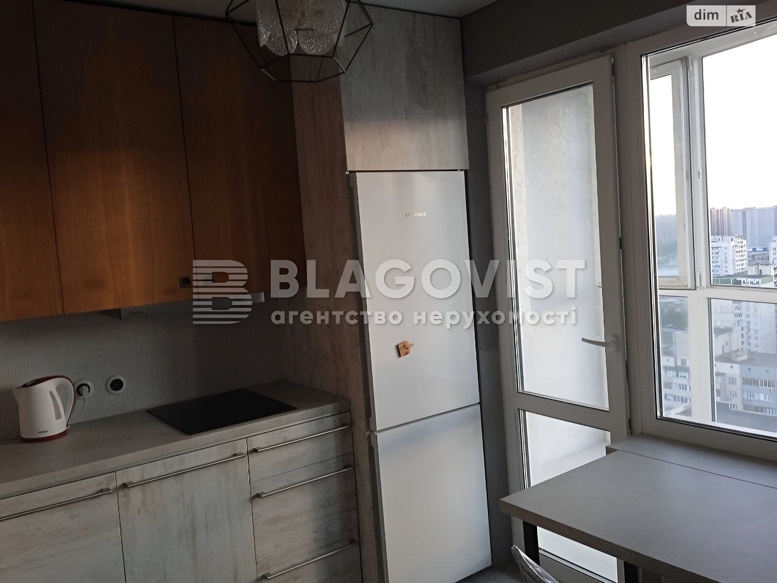 Продажа двухкомнатной квартиры в Киеве, на ул. Вишняковская 4, район Осокорки фото 1 Продажа двухкомнатной квартиры в Киеве, на ул. Вишняковская 4, район Осокорки фото 1