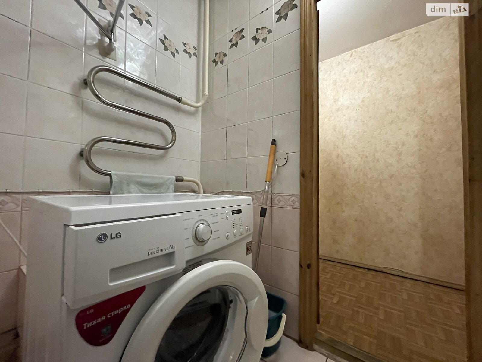 Продажа четырехкомнатной квартиры в Киеве, на ул. Вишняковская 7А, район Осокорки фото 1 Продажа четырехкомнатной квартиры в Киеве, на ул. Вишняковская 7А, район Осокорки фото 1
