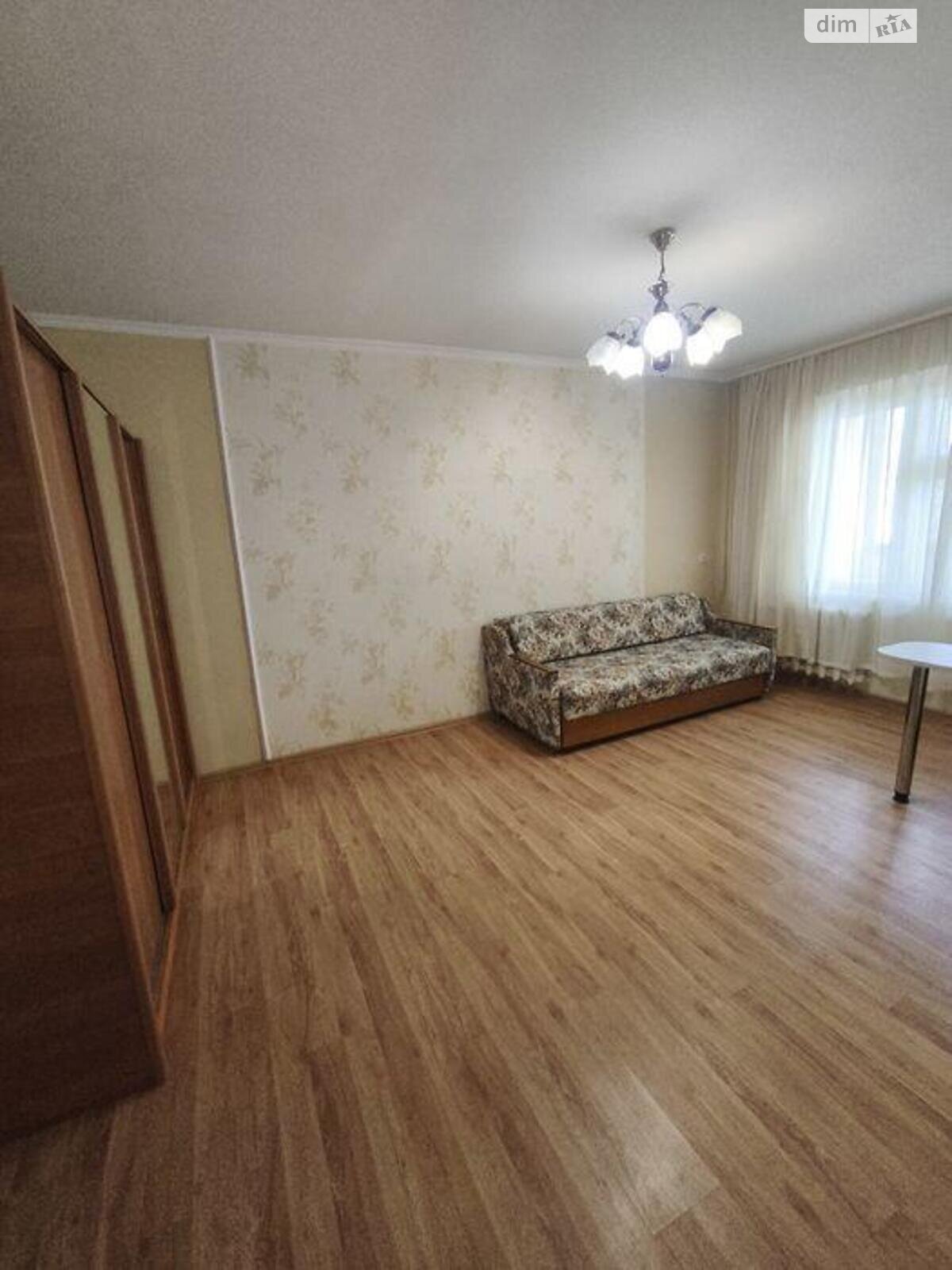 Продажа трехкомнатной квартиры в Киеве, на ул. Вишняковская 7А, район Осокорки фото 1 Продажа трехкомнатной квартиры в Киеве, на ул. Вишняковская 7А, район Осокорки фото 1