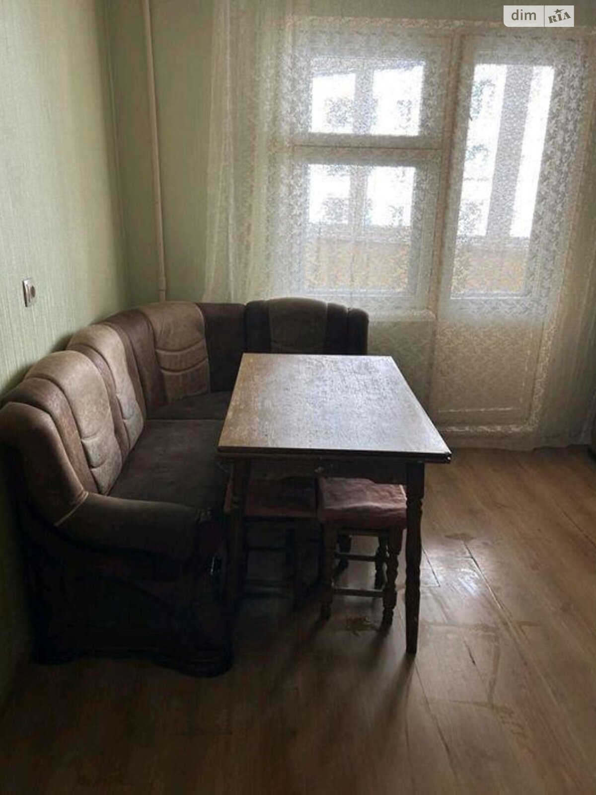 Продажа трехкомнатной квартиры в Киеве, на ул. Вишняковская 7А, район Осокорки фото 1 Продажа трехкомнатной квартиры в Киеве, на ул. Вишняковская 7А, район Осокорки фото 1