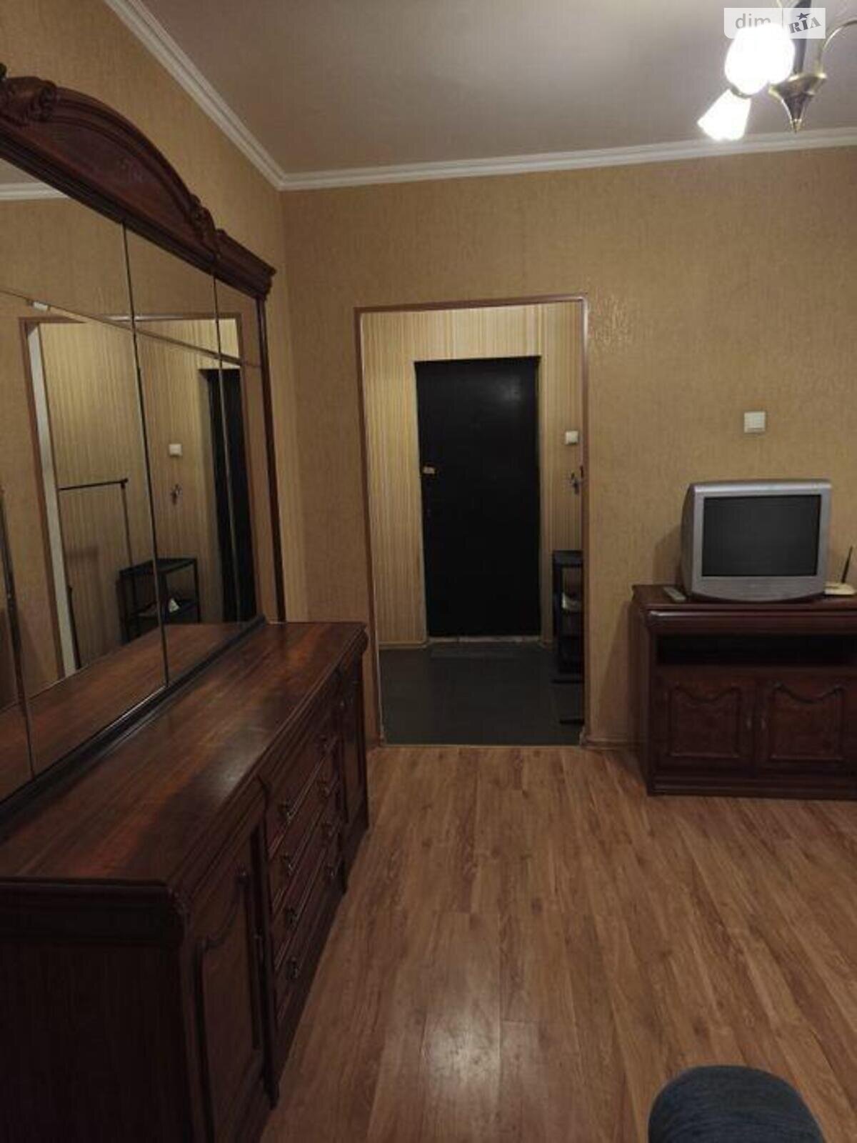 Продажа трехкомнатной квартиры в Киеве, на ул. Вишняковская 7А, район Осокорки фото 1 Продажа трехкомнатной квартиры в Киеве, на ул. Вишняковская 7А, район Осокорки фото 1