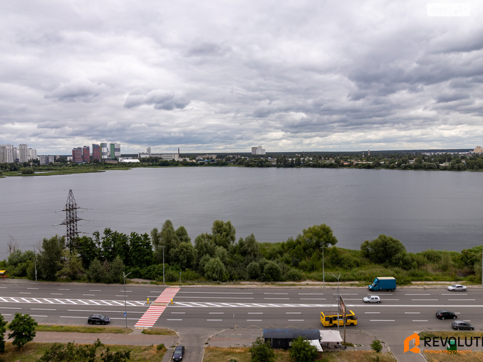 Продажа однокомнатной квартиры в Киеве, на ул. Вишняковская 6А, район Осокорки фото 1 Продажа однокомнатной квартиры в Киеве, на ул. Вишняковская 6А, район Осокорки фото 1