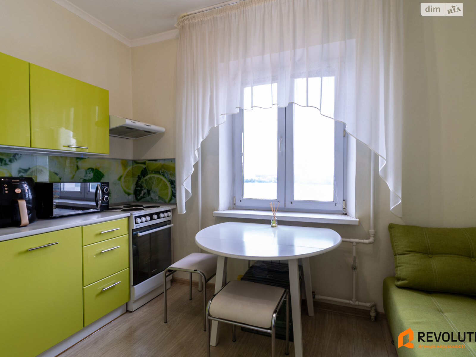 Продажа однокомнатной квартиры в Киеве, на ул. Вишняковская 6А, район Осокорки фото 1 Продажа однокомнатной квартиры в Киеве, на ул. Вишняковская 6А, район Осокорки фото 1