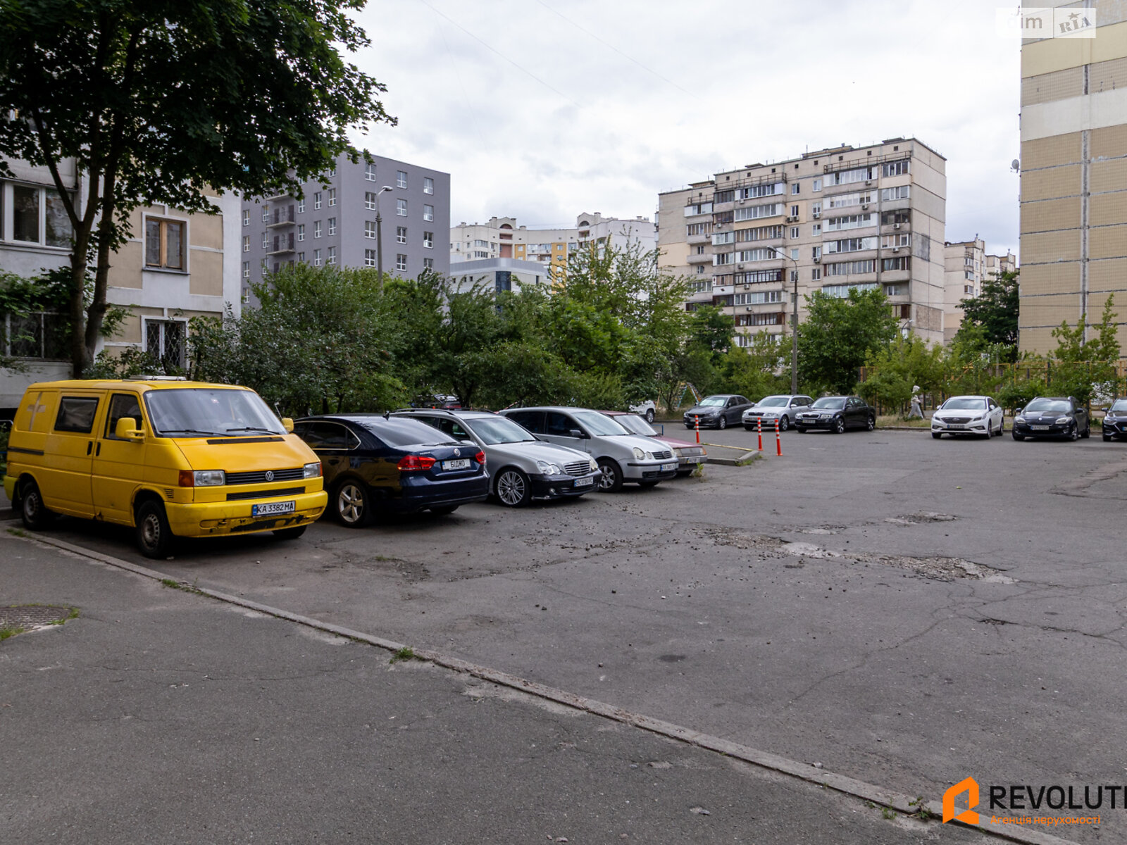 Продажа однокомнатной квартиры в Киеве, на ул. Вишняковская 6А, район Осокорки фото 1 Продажа однокомнатной квартиры в Киеве, на ул. Вишняковская 6А, район Осокорки фото 1