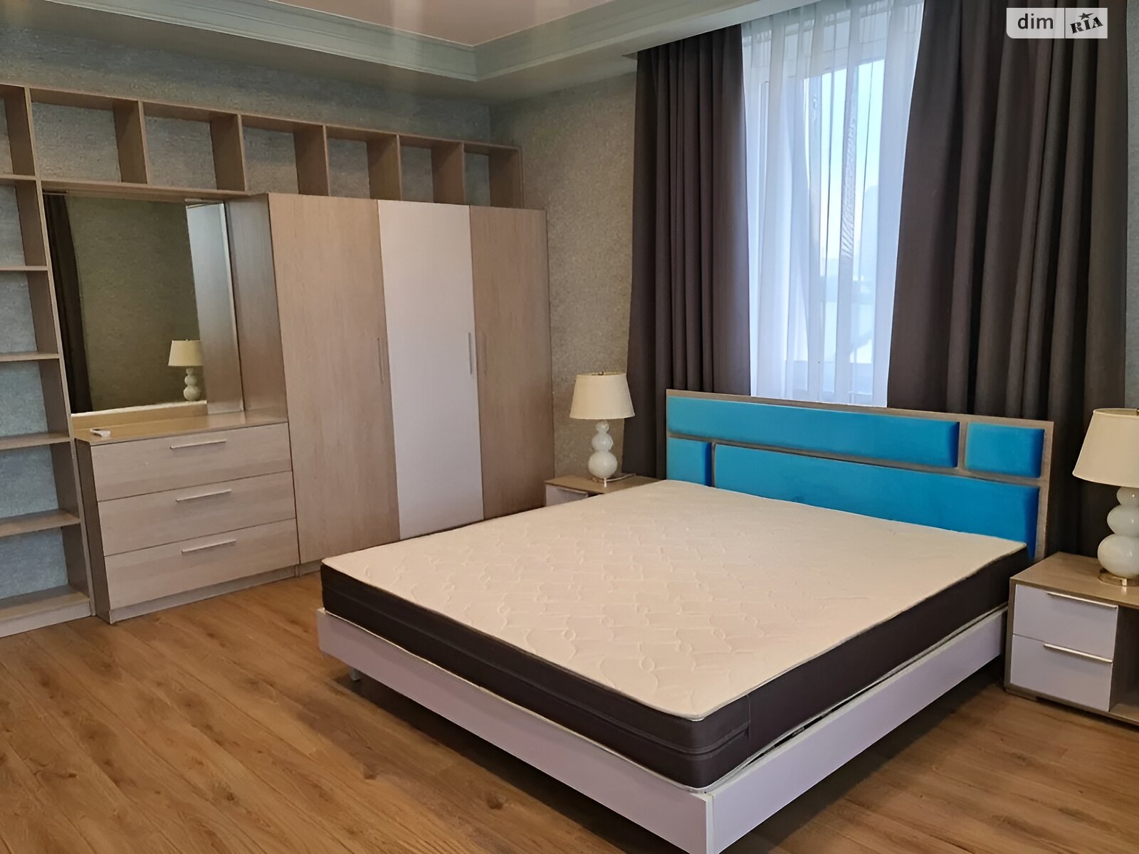 Продаж трикімнатної квартири в Києві, на вул. Завальна 10, район Осокорки фото 1 Продаж трикімнатної квартири в Києві, на вул. Завальна 10, район Осокорки фото 1