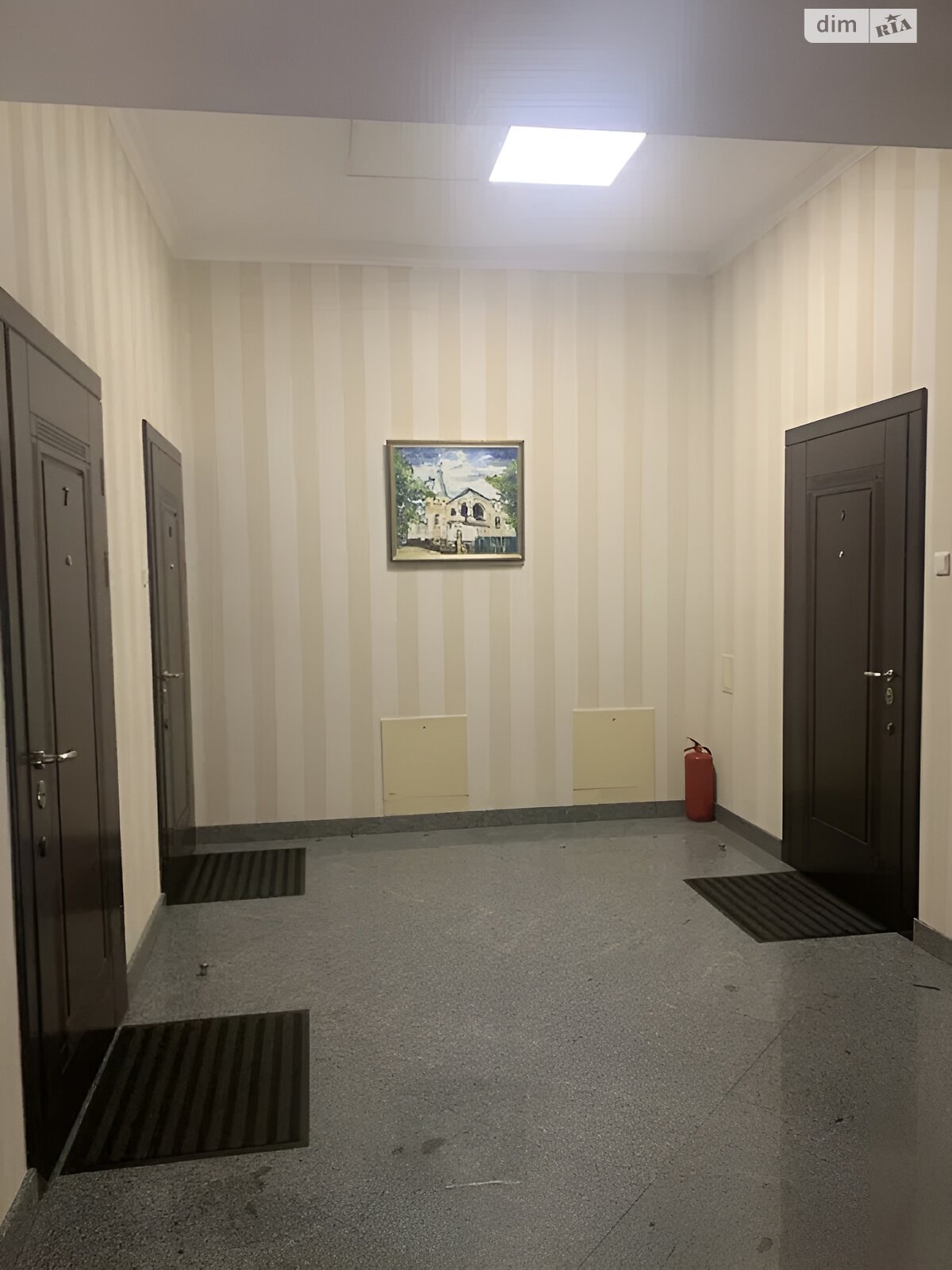 Продаж трикімнатної квартири в Києві, на вул. Завальна 10, район Осокорки фото 1 Продаж трикімнатної квартири в Києві, на вул. Завальна 10, район Осокорки фото 1