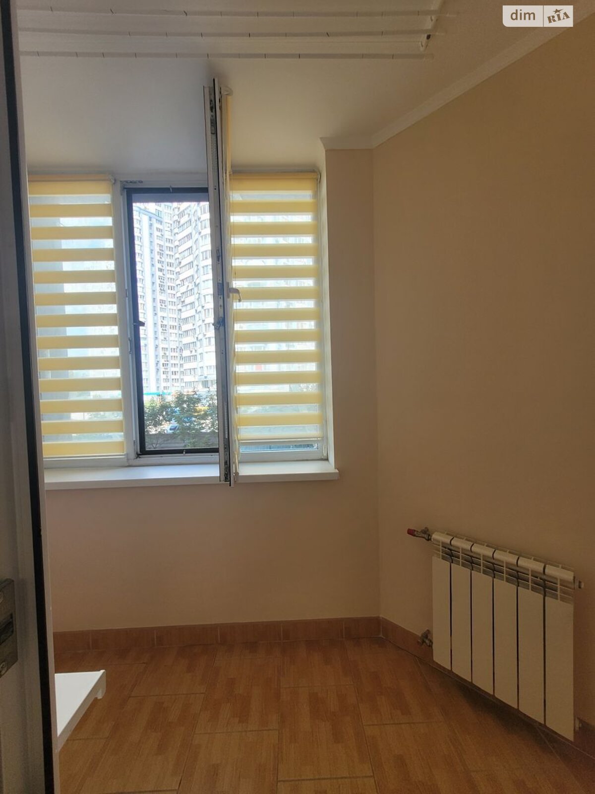 Продажа двухкомнатной квартиры в Киеве, на ул. Завальная 10Б, район Осокорки фото 1 Продажа двухкомнатной квартиры в Киеве, на ул. Завальная 10Б, район Осокорки фото 1