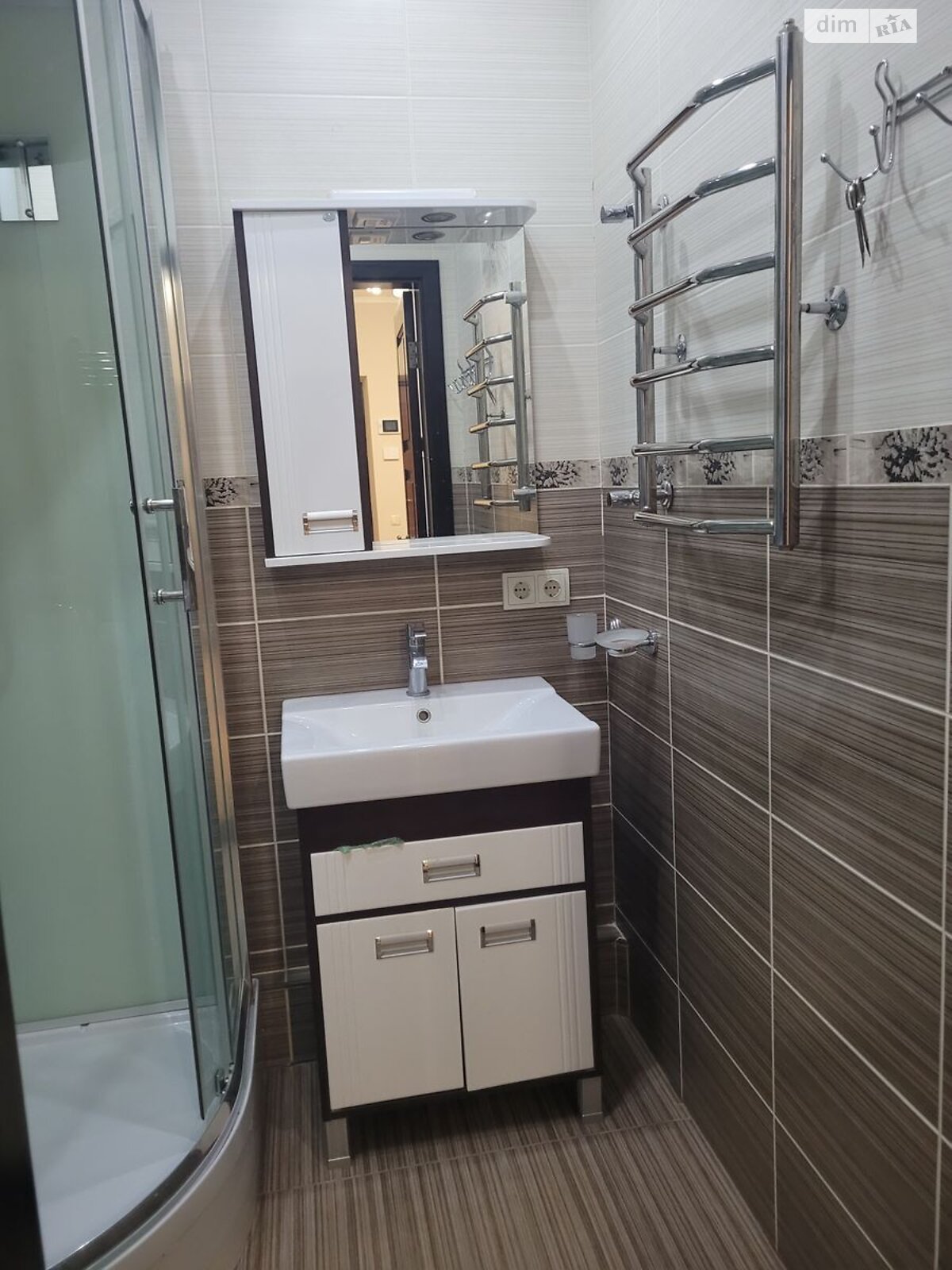 Продажа двухкомнатной квартиры в Киеве, на ул. Завальная 10Б, район Осокорки фото 1 Продажа двухкомнатной квартиры в Киеве, на ул. Завальная 10Б, район Осокорки фото 1