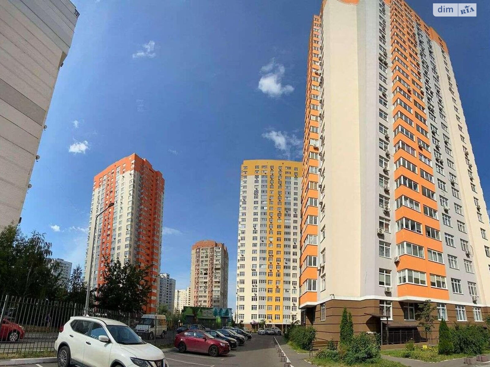 Продажа трехкомнатной квартиры в Киеве, на ул. Елены Пчилки 3, район Осокорки фото 1