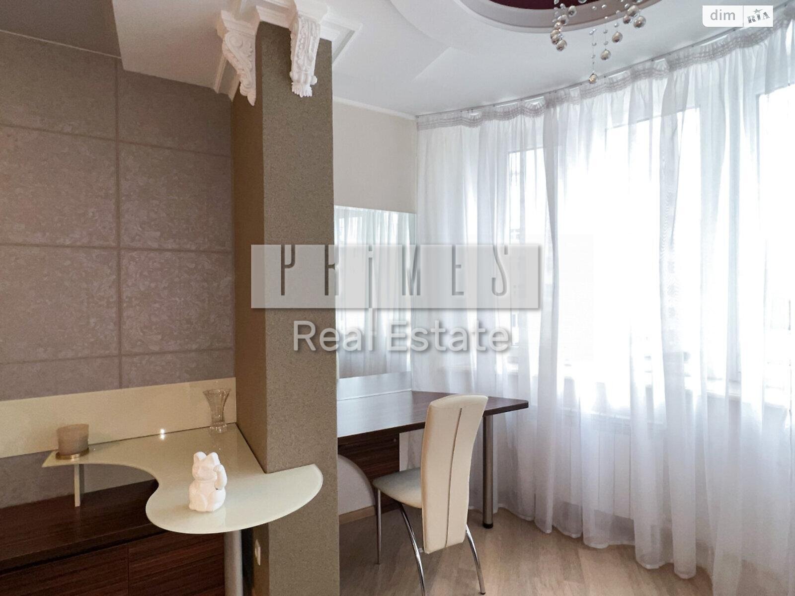 Продажа трехкомнатной квартиры в Киеве, на ул. Освиты 14А, фото 1