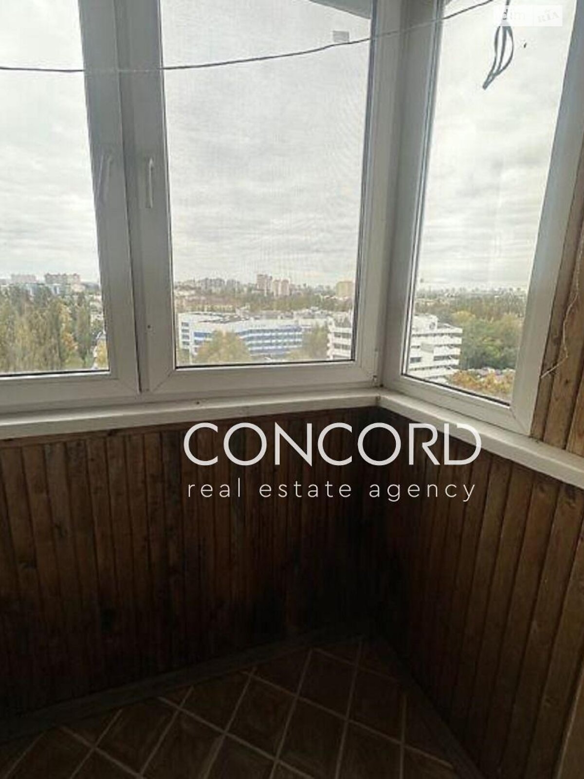 Продажа трехкомнатной квартиры в Киеве, на ул. Академика Шалимова 33, район Отрадный фото 1