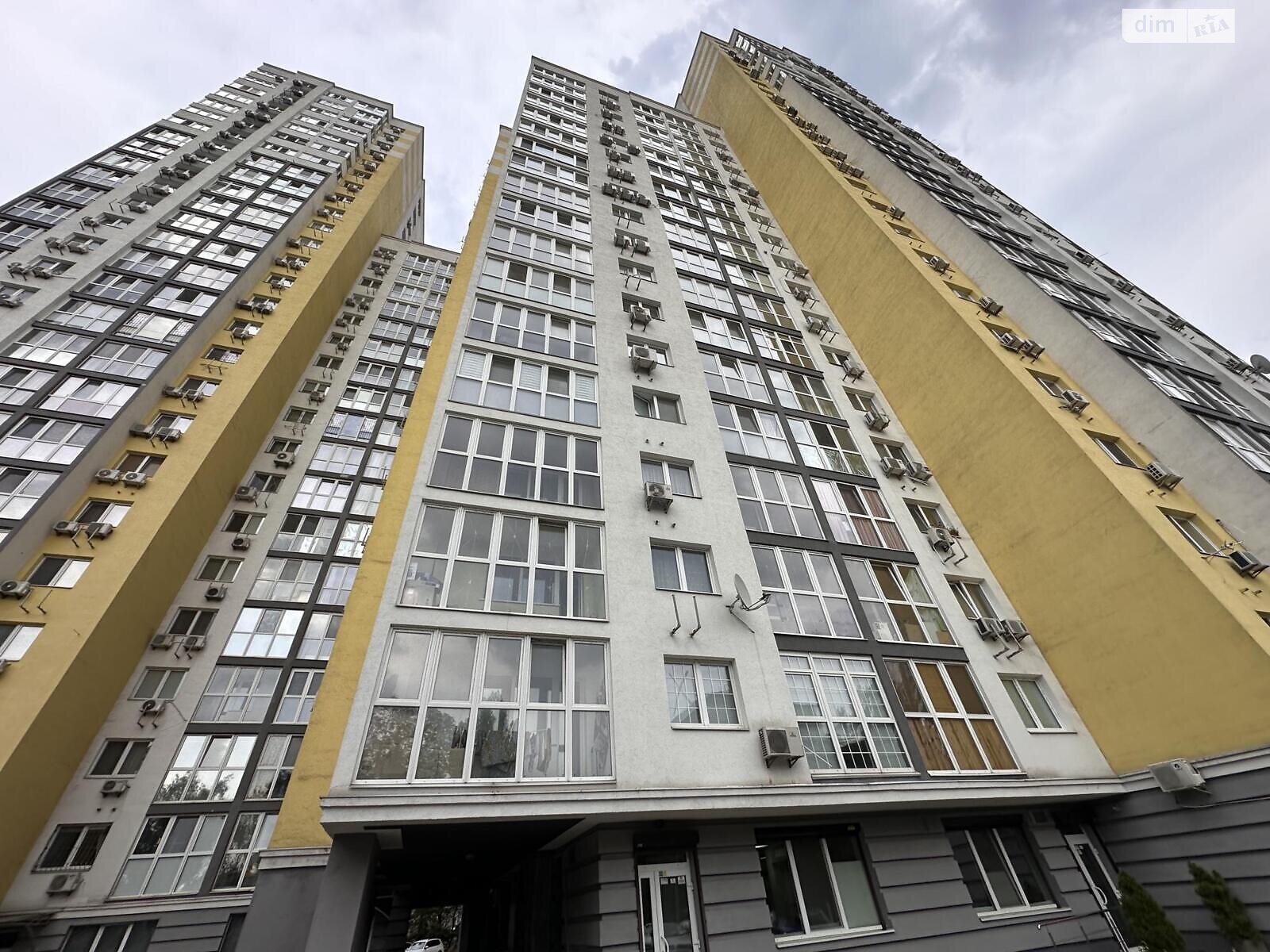 Продаж трикімнатної квартири в Києві, на бул. Вацлава Гавела 9А, район Відрадний фото 1 Продаж трикімнатної квартири в Києві, на бул. Вацлава Гавела 9А, район Відрадний фото 1