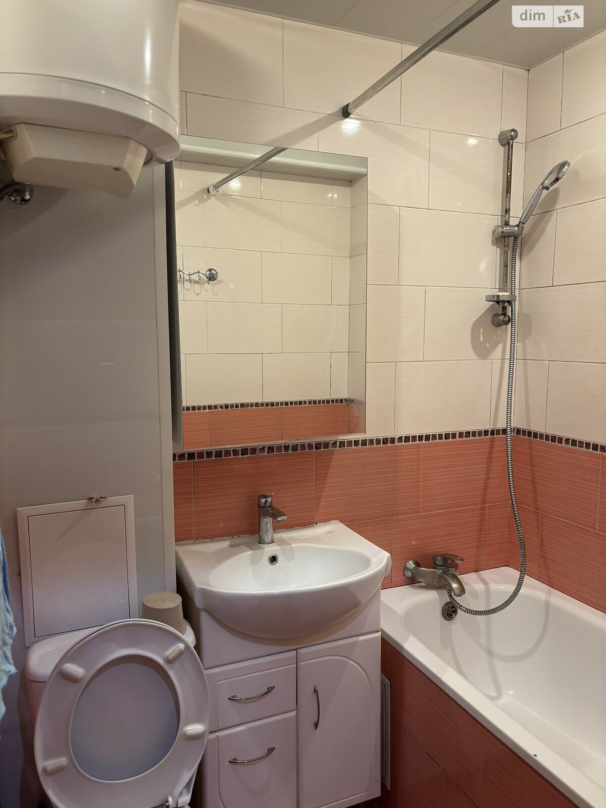 Продажа трехкомнатной квартиры в Киеве, на просп. Любомира Гузара 8, район Отрадный фото 1 Продажа трехкомнатной квартиры в Киеве, на просп. Любомира Гузара 8, район Отрадный фото 1