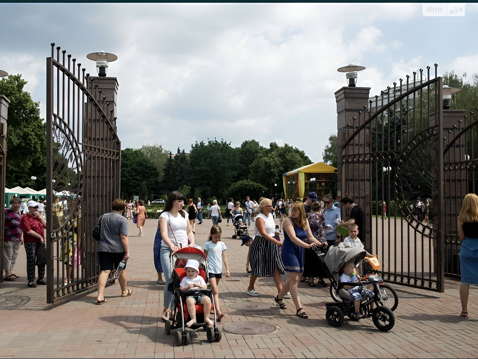 Продажа трехкомнатной квартиры в Киеве, на ул. Михаила Донца 14А, кв. 39, район Отрадный фото 1 Продажа трехкомнатной квартиры в Киеве, на ул. Михаила Донца 14А, кв. 39, район Отрадный фото 1