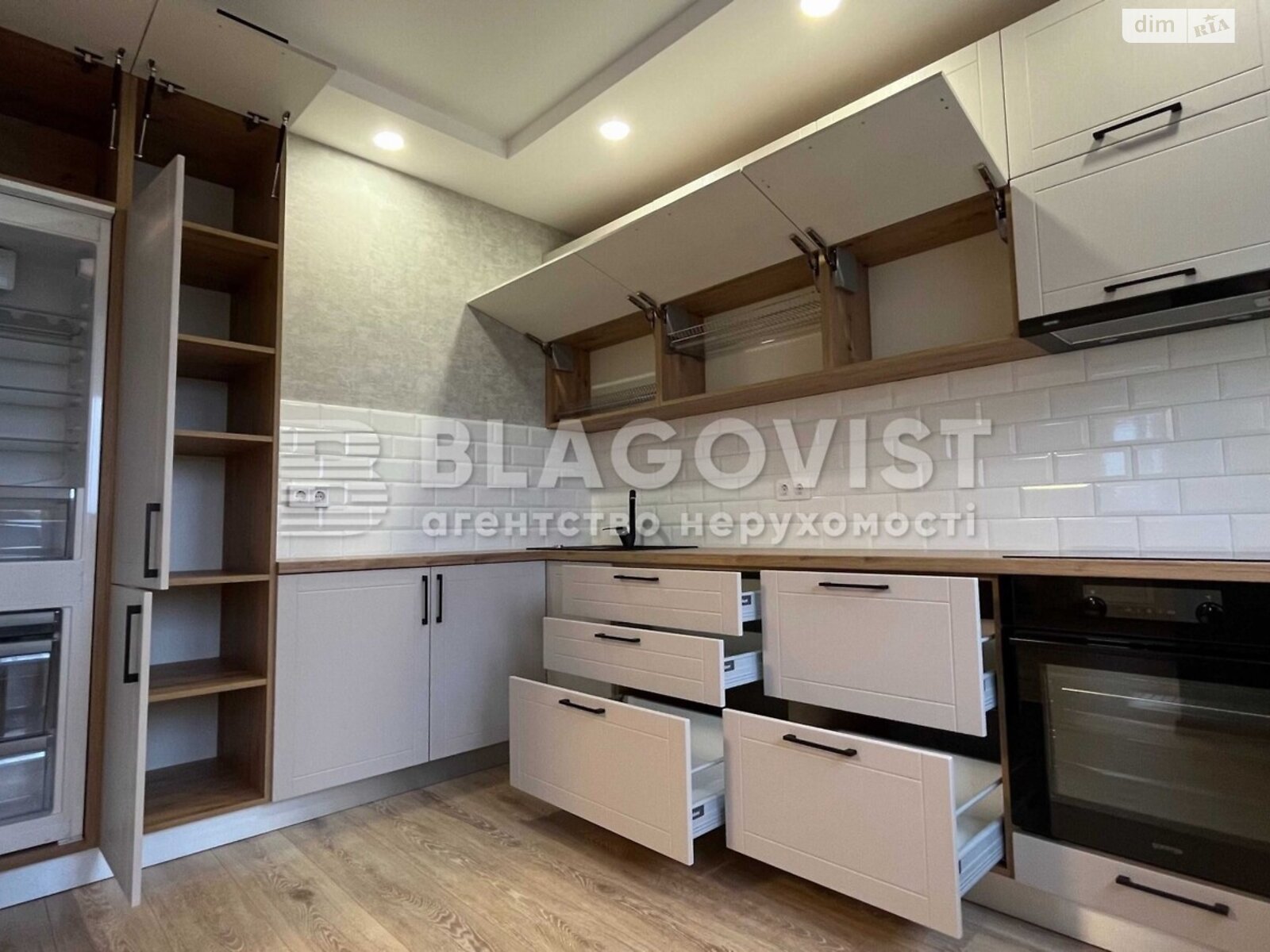 Продаж двокімнатної квартири в Києві, на просп. Відрадний 2, район Відрадний фото 1 Продаж двокімнатної квартири в Києві, на просп. Відрадний 2, район Відрадний фото 1