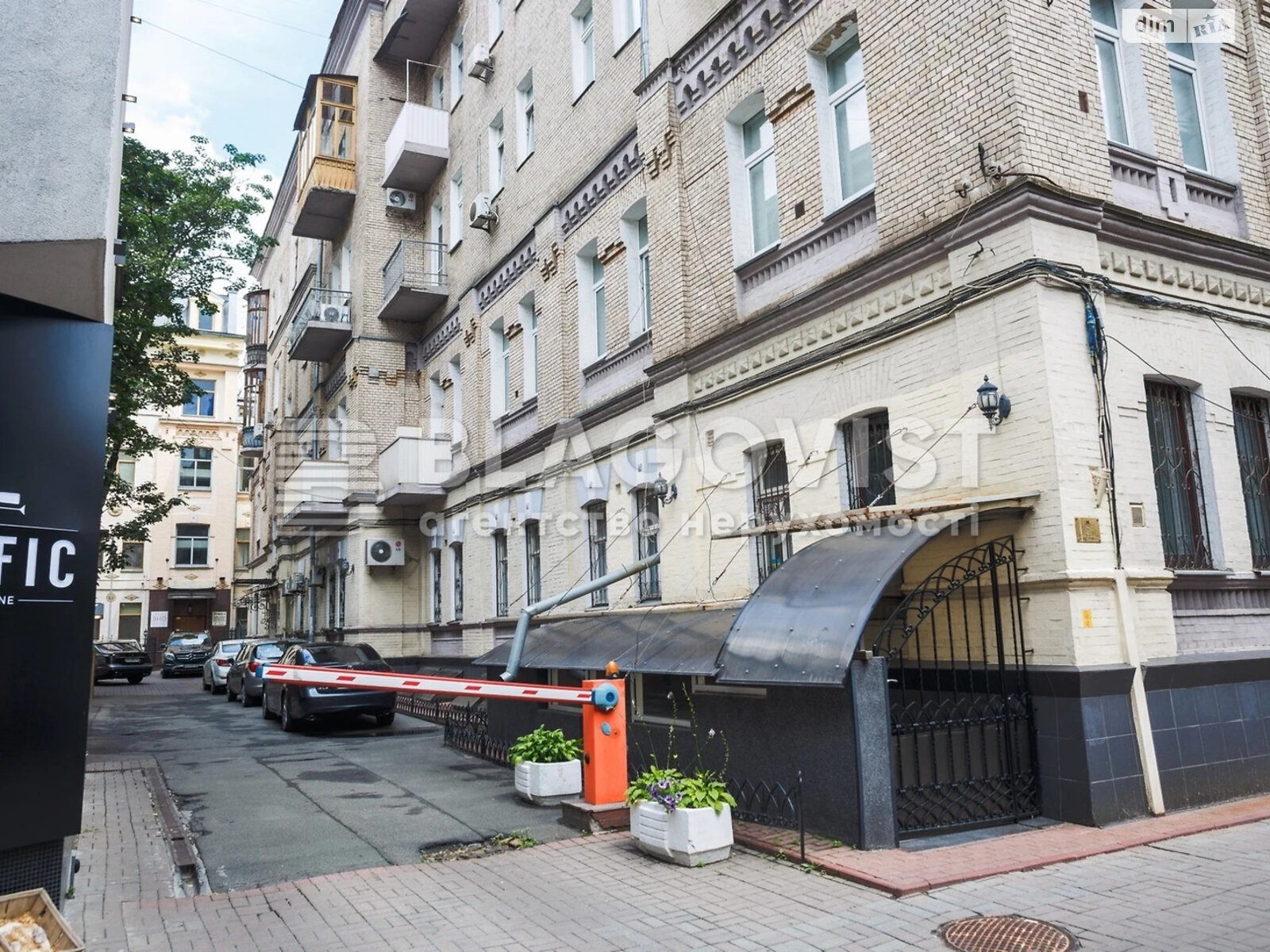 Продаж чотирикімнатної квартири в Києві, на вул. Гетьмана Павла Скоропадського 23, район Паньківщина фото 1 Продаж чотирикімнатної квартири в Києві, на вул. Гетьмана Павла Скоропадського 23, район Паньківщина фото 1