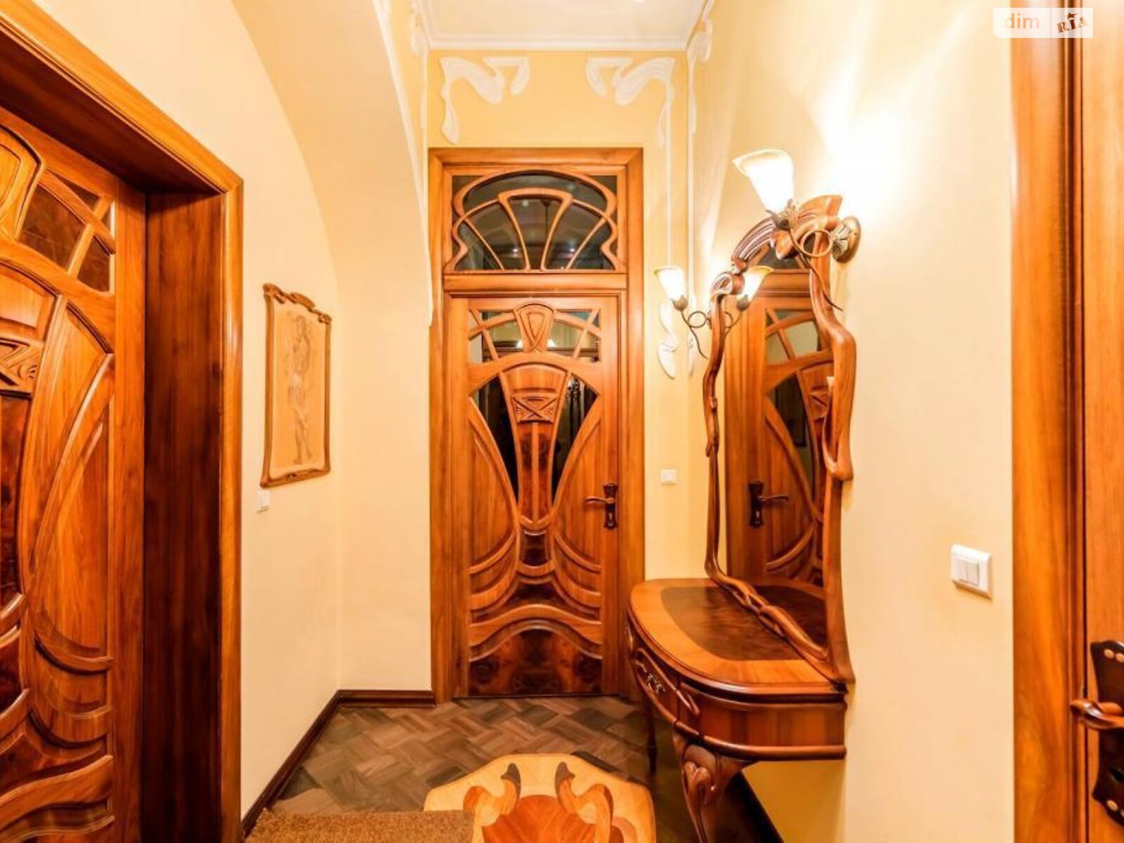 Продажа четырехкомнатной квартиры в Киеве, на ул. Гетмана Павла Скоропадского 23, район Паньковщина фото 1 Продажа четырехкомнатной квартиры в Киеве, на ул. Гетмана Павла Скоропадского 23, район Паньковщина фото 1