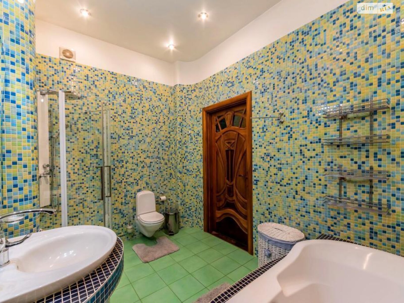 Продажа четырехкомнатной квартиры в Киеве, на ул. Гетмана Павла Скоропадского 23, район Паньковщина фото 1 Продажа четырехкомнатной квартиры в Киеве, на ул. Гетмана Павла Скоропадского 23, район Паньковщина фото 1