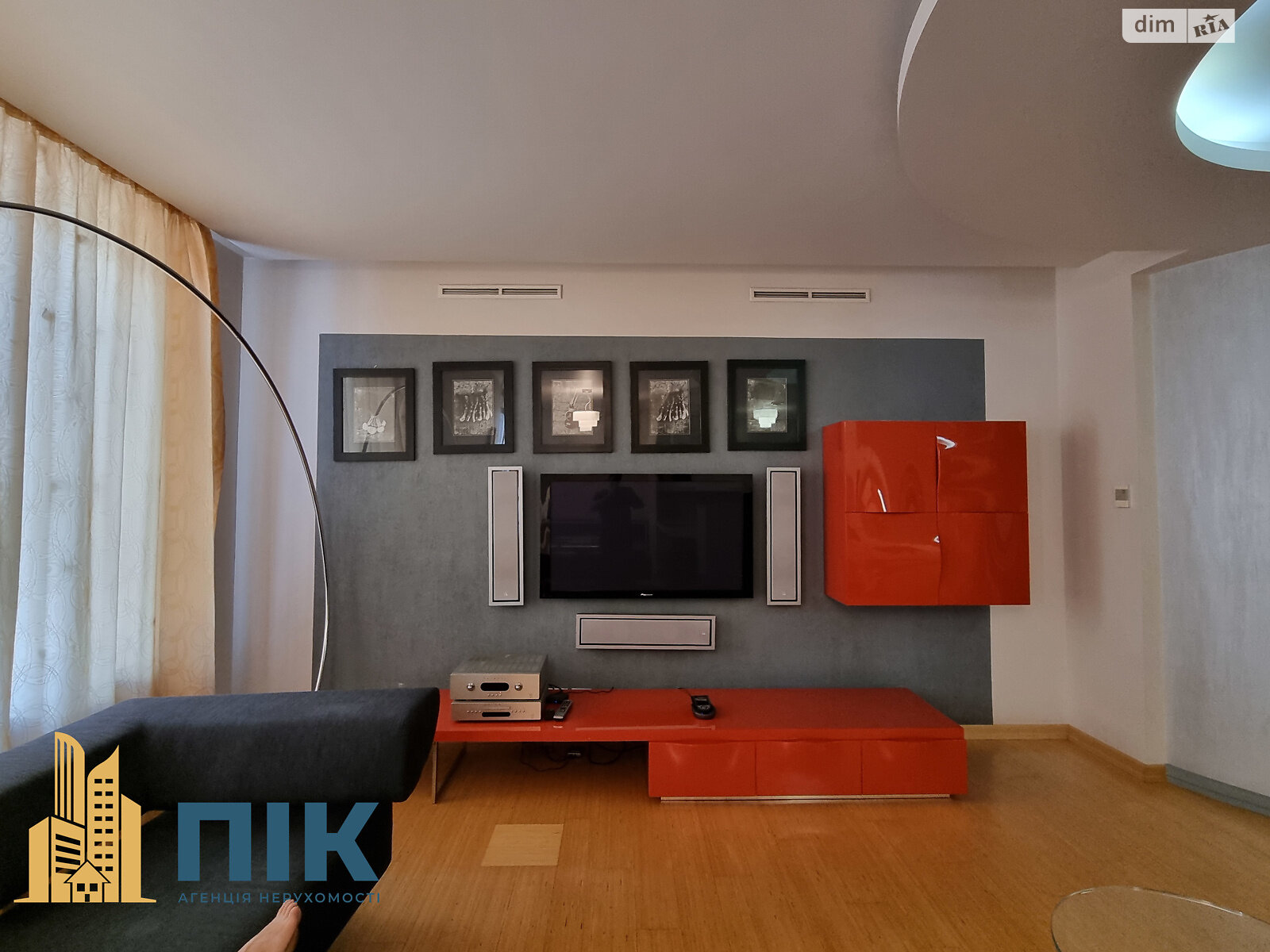 Продаж трикімнатної квартири в Києві, на вул. Жилянська 59, район Паньківщина фото 1 Продаж трикімнатної квартири в Києві, на вул. Жилянська 59, район Паньківщина фото 1