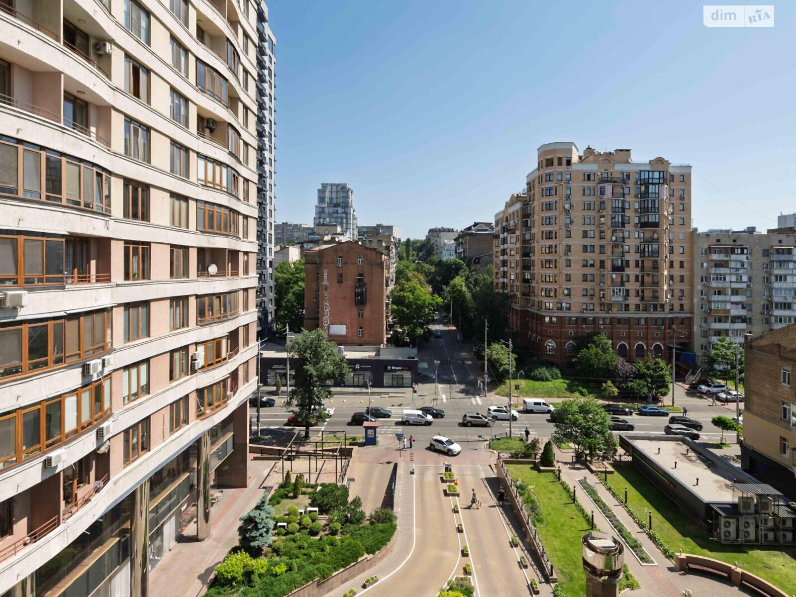Продаж трикімнатної квартири в Києві, на вул. Жилянська 59, район Паньківщина фото 1 Продаж трикімнатної квартири в Києві, на вул. Жилянська 59, район Паньківщина фото 1